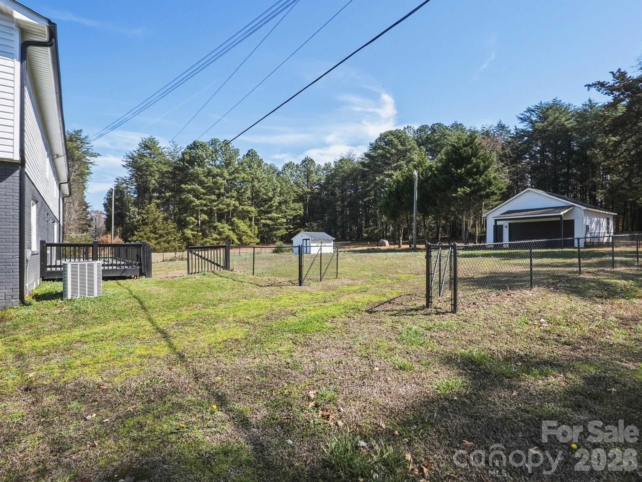 330 Skyview Drive — Catawba