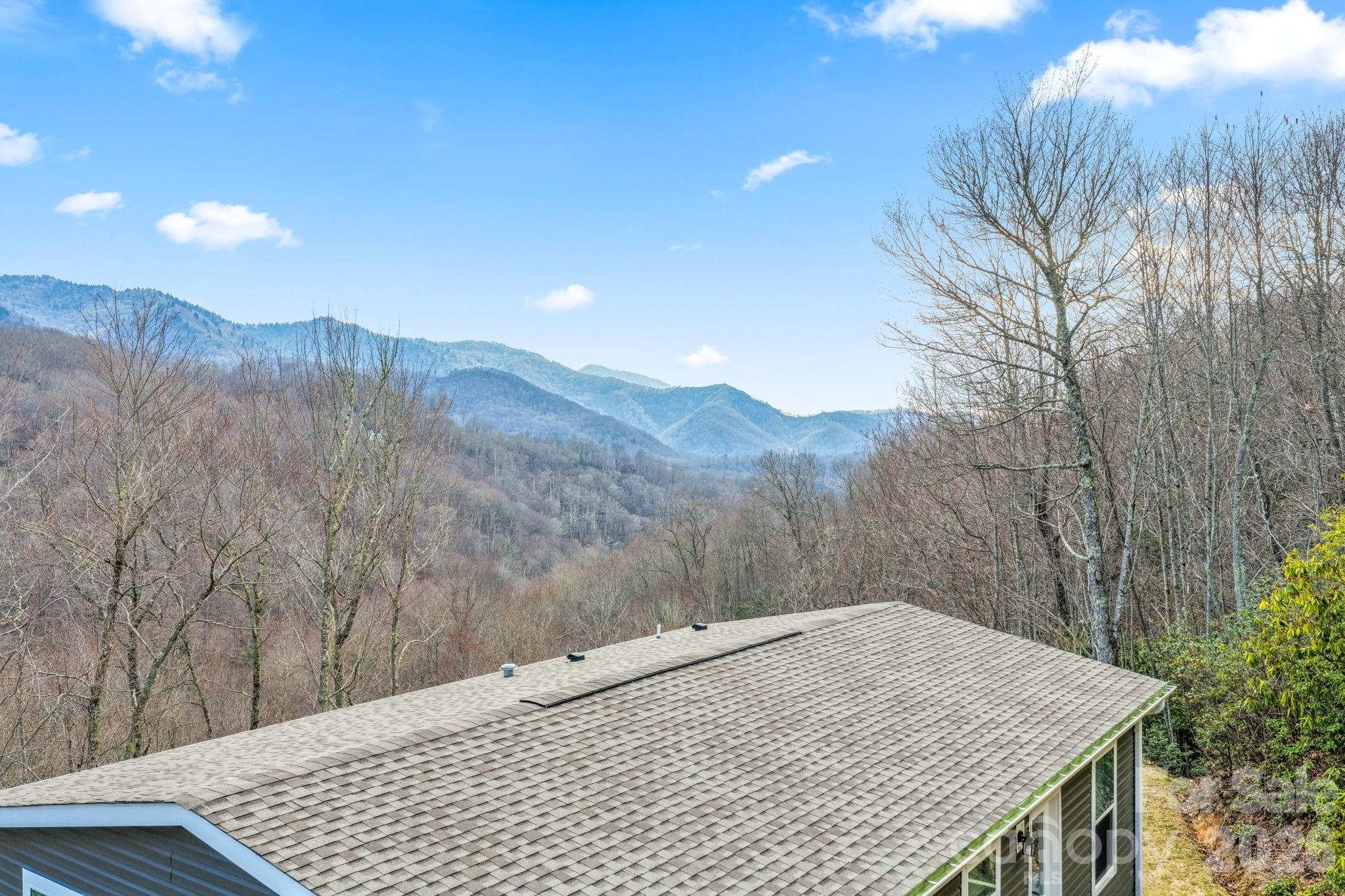 328 Mountain Lion Trail — Maggie Valley