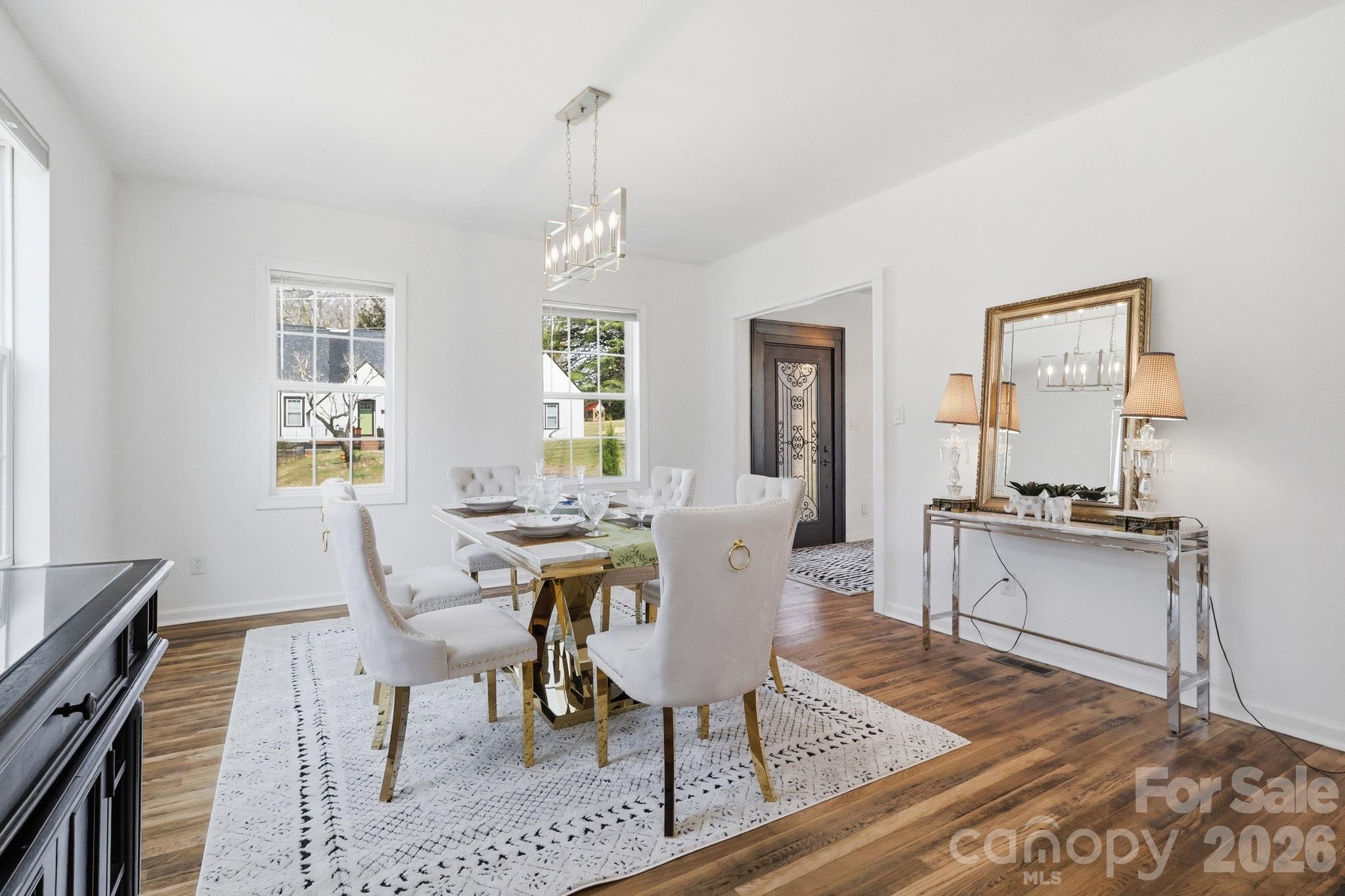 1407 Mimosa Lane — Lenoir