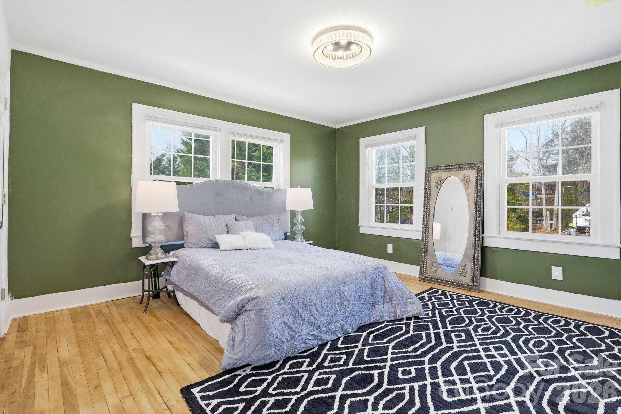 1407 Mimosa Lane — Lenoir
