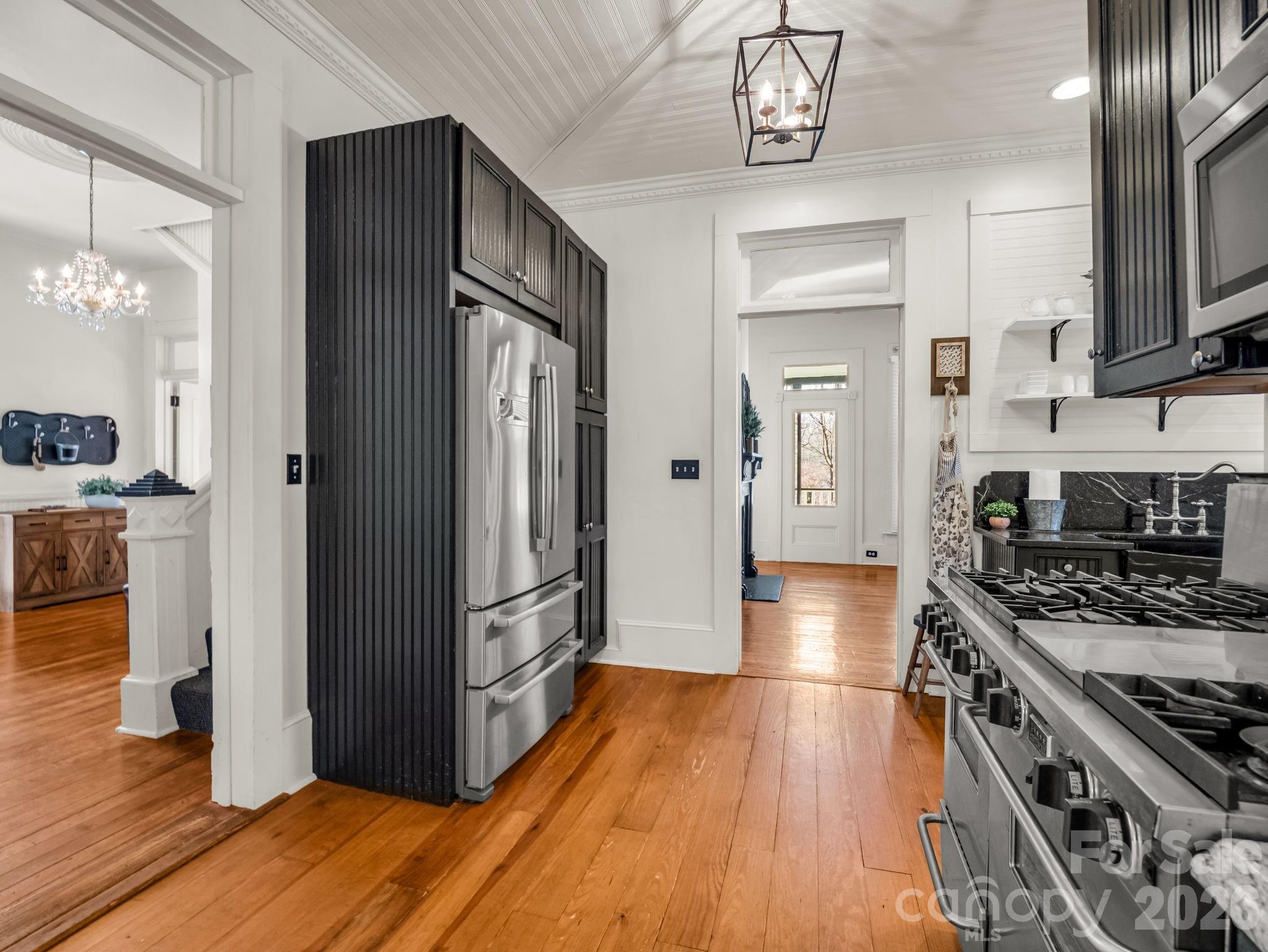 219 Stoney Mountain Road — Hendersonville