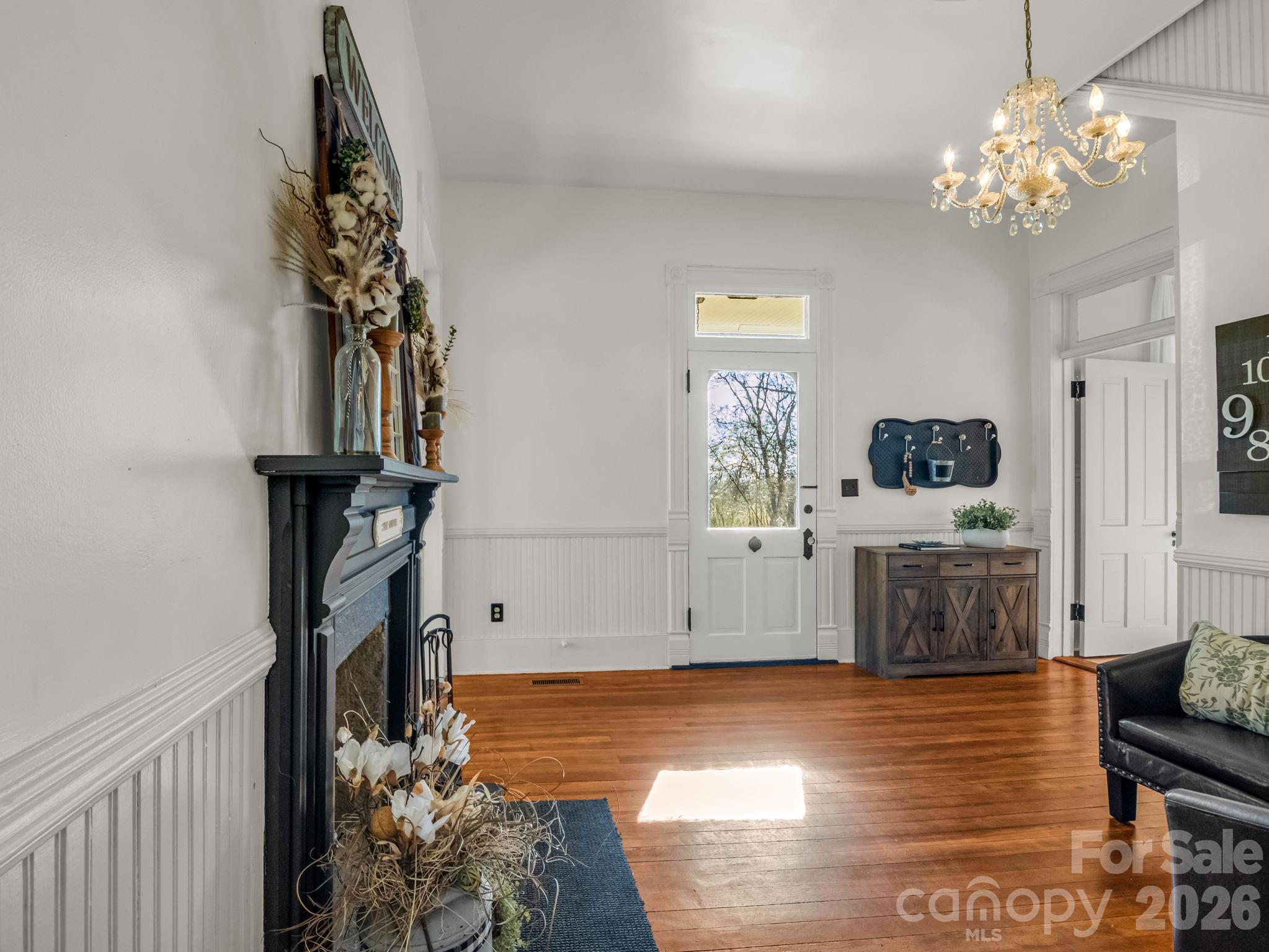 219 Stoney Mountain Road — Hendersonville