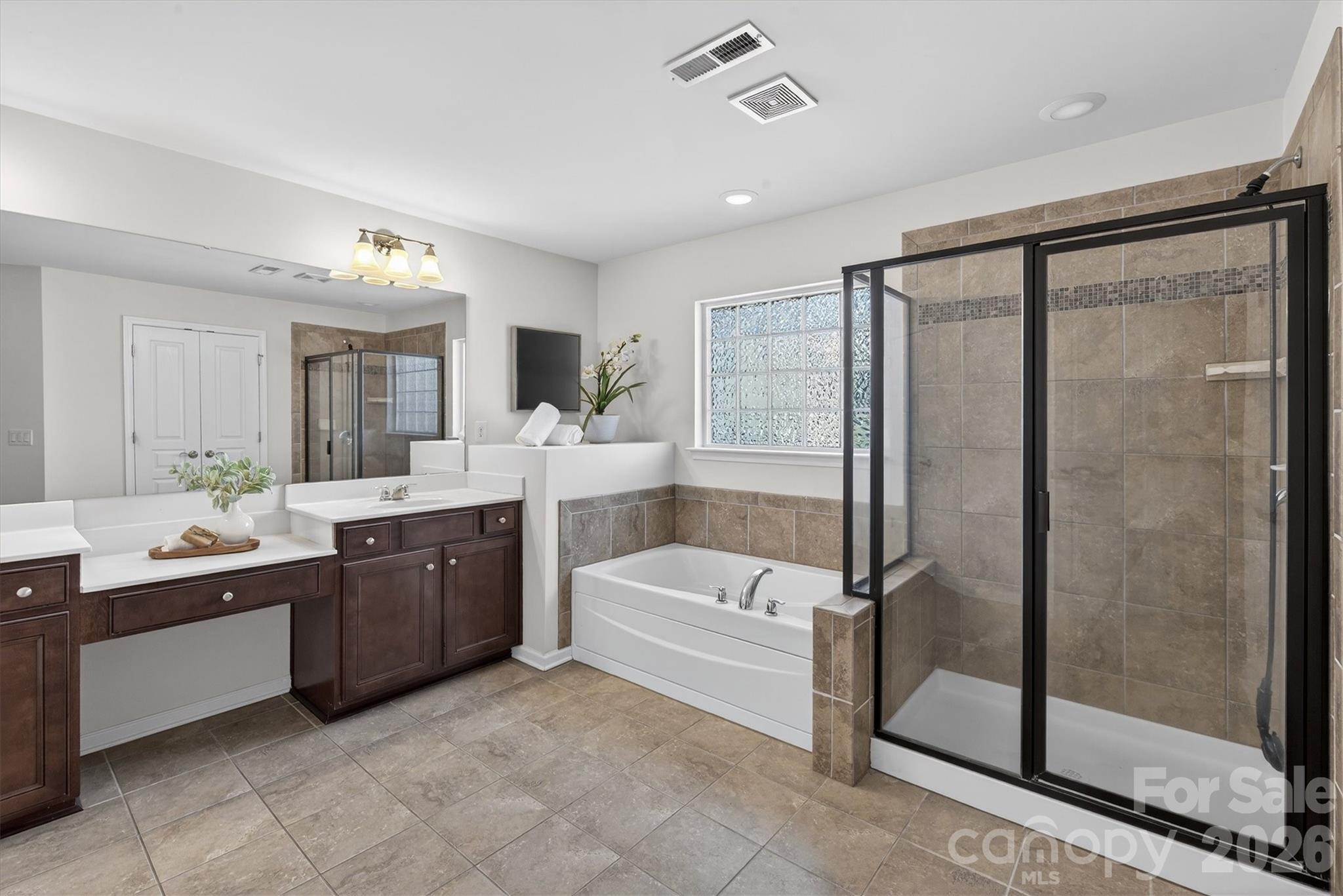 17515 Campbell Hall Court — Charlotte