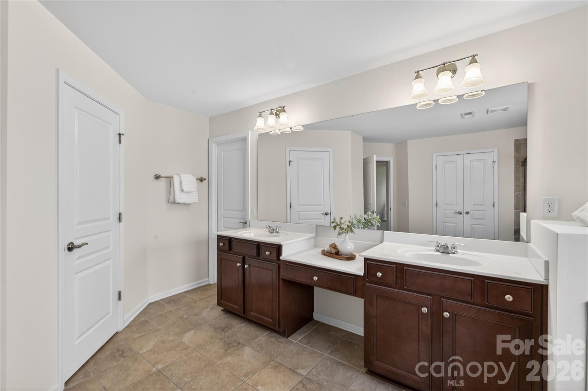 17515 Campbell Hall Court — Charlotte