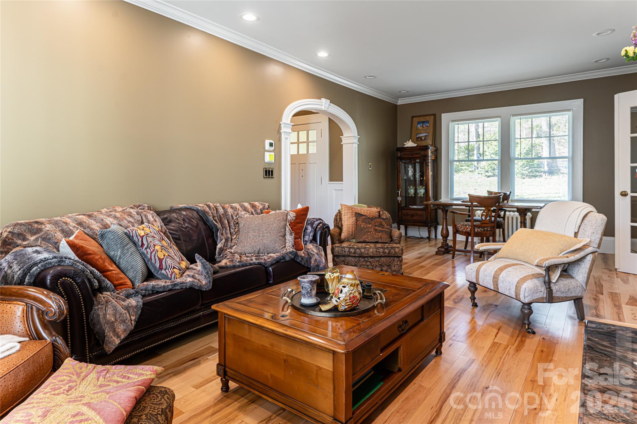 40 Forest Road — Asheville