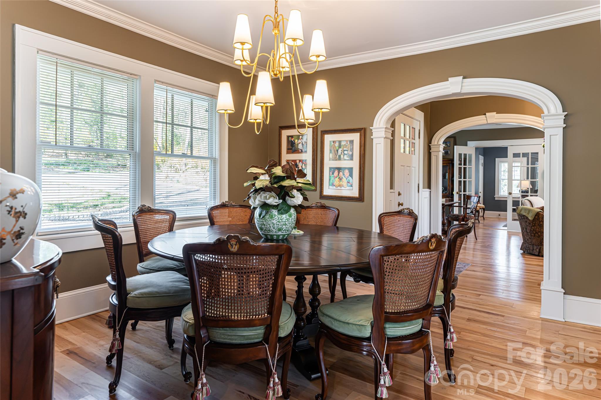 40 Forest Road — Asheville