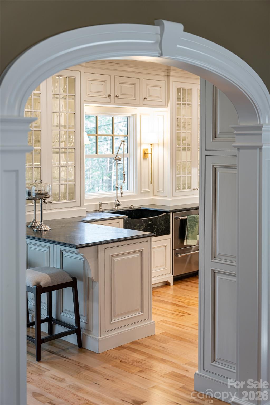 40 Forest Road — Asheville