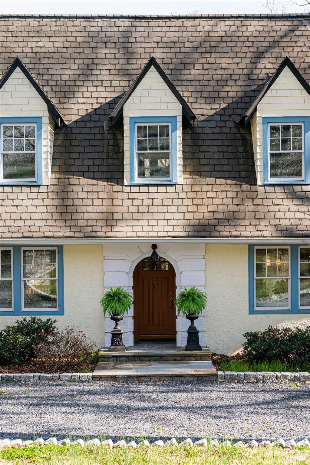 40 Forest Road — Asheville
