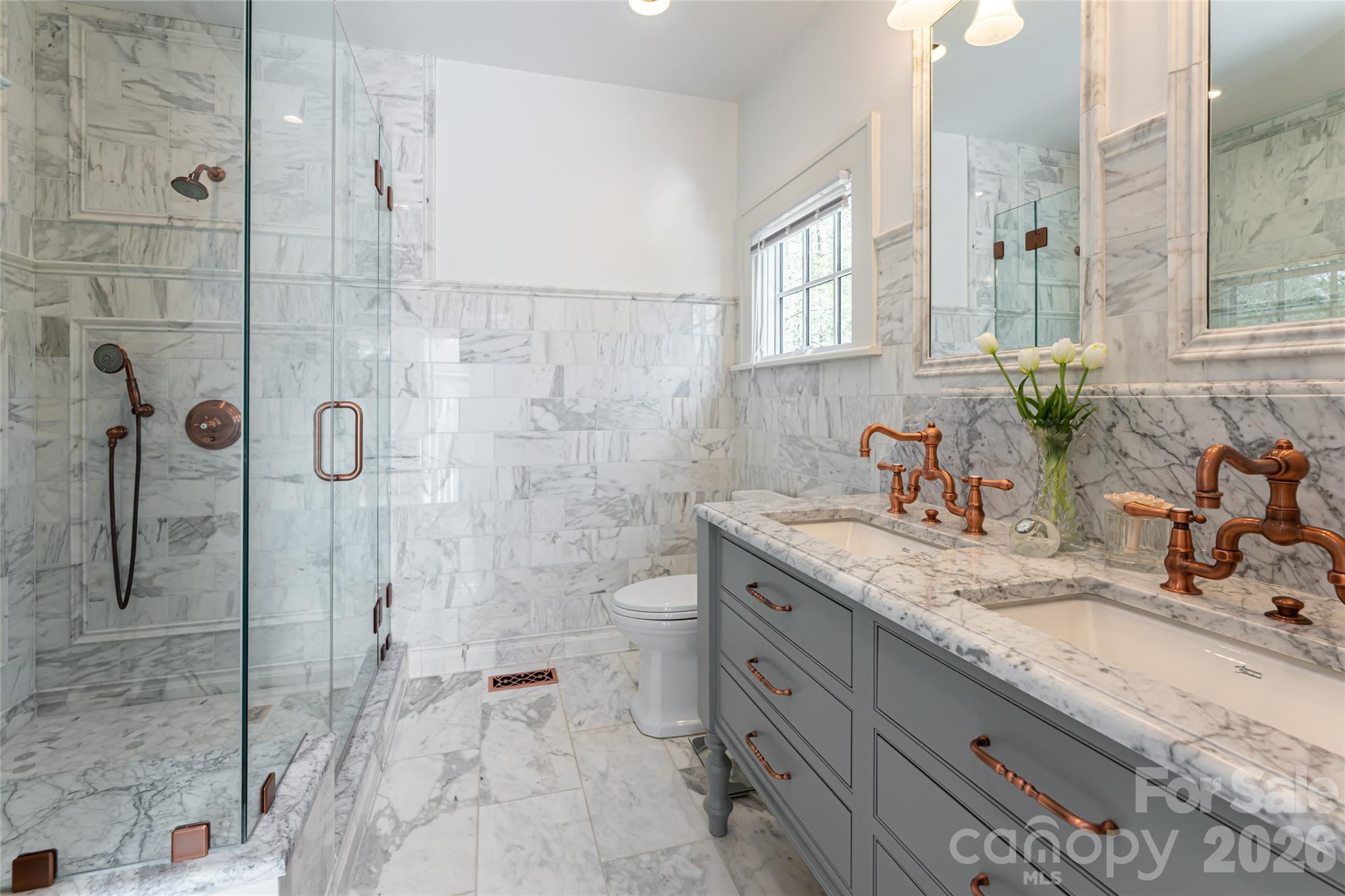 40 Forest Road — Asheville