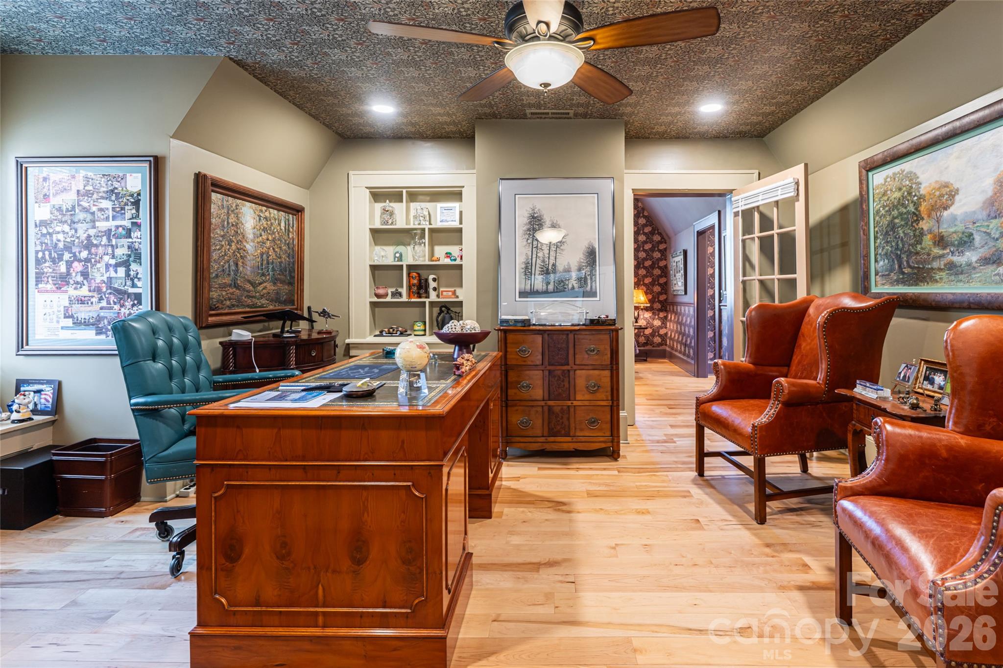 40 Forest Road — Asheville