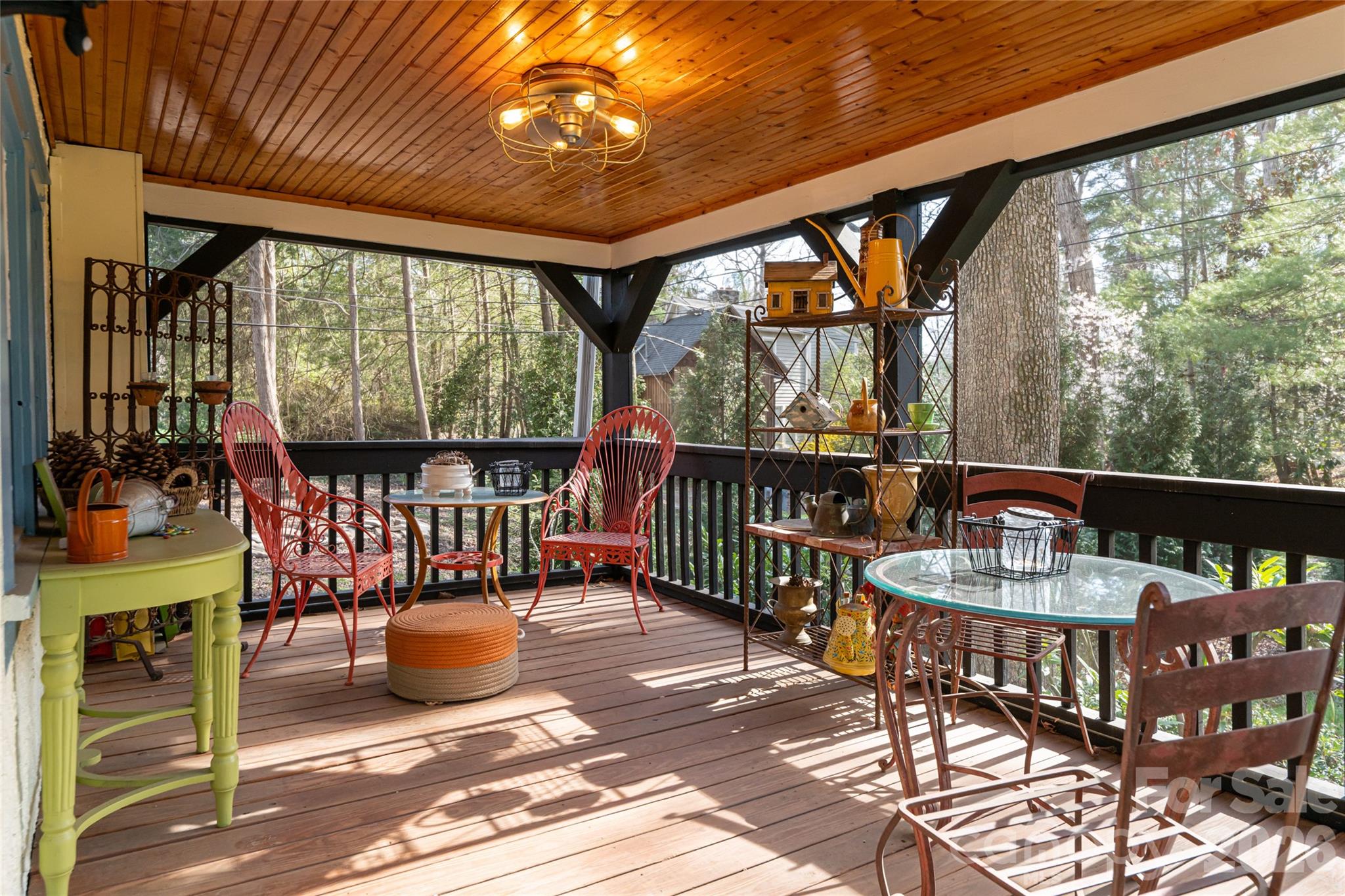 40 Forest Road — Asheville