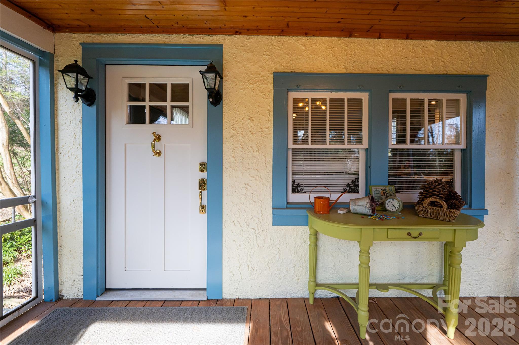 40 Forest Road — Asheville