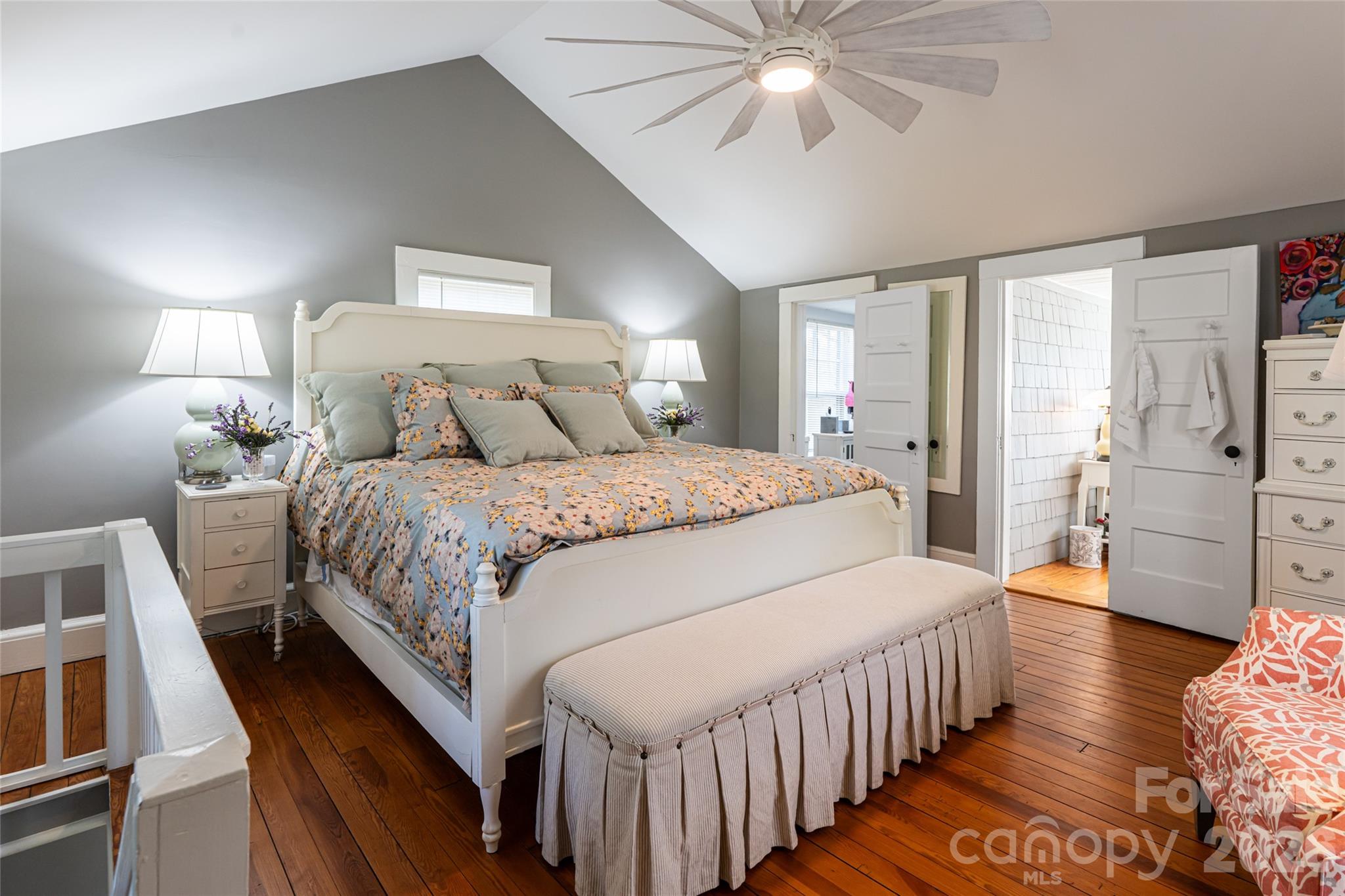 40 Forest Road — Asheville