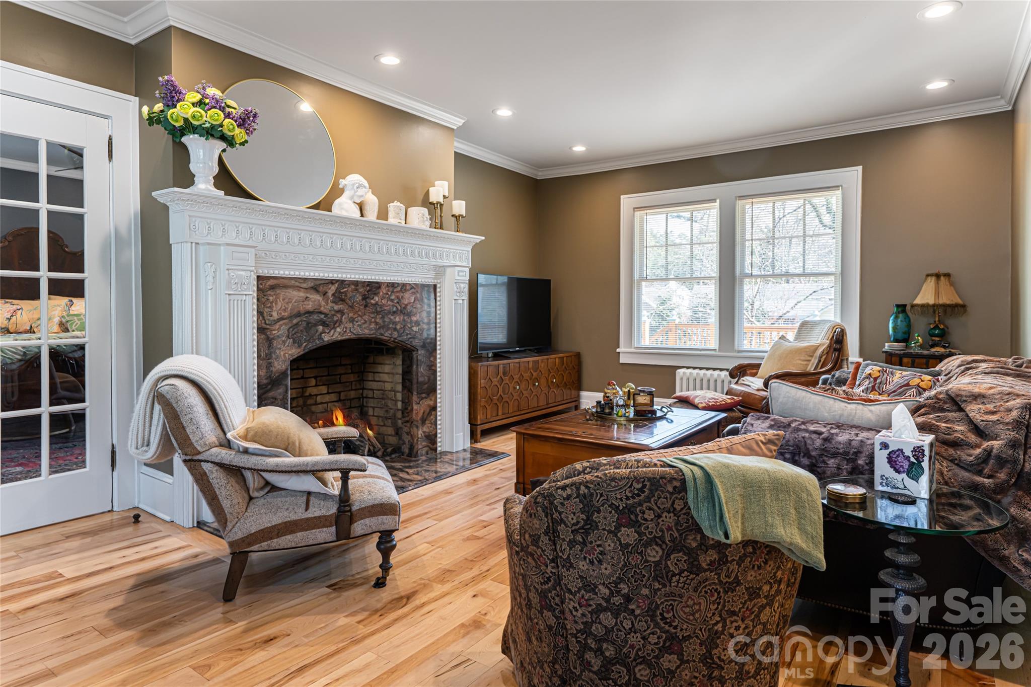40 Forest Road — Asheville