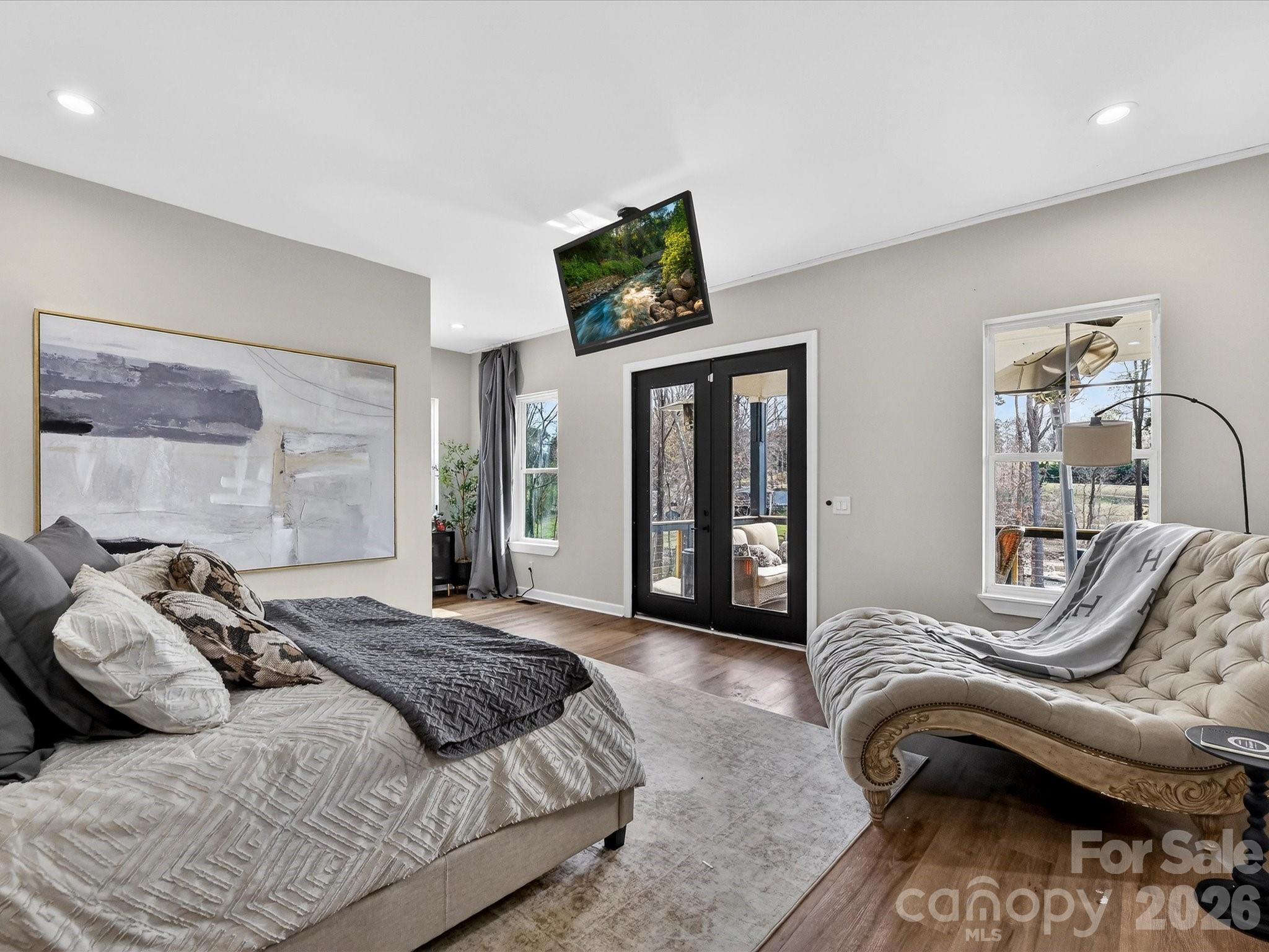 4987 Wildlife Lane — Sherrills Ford