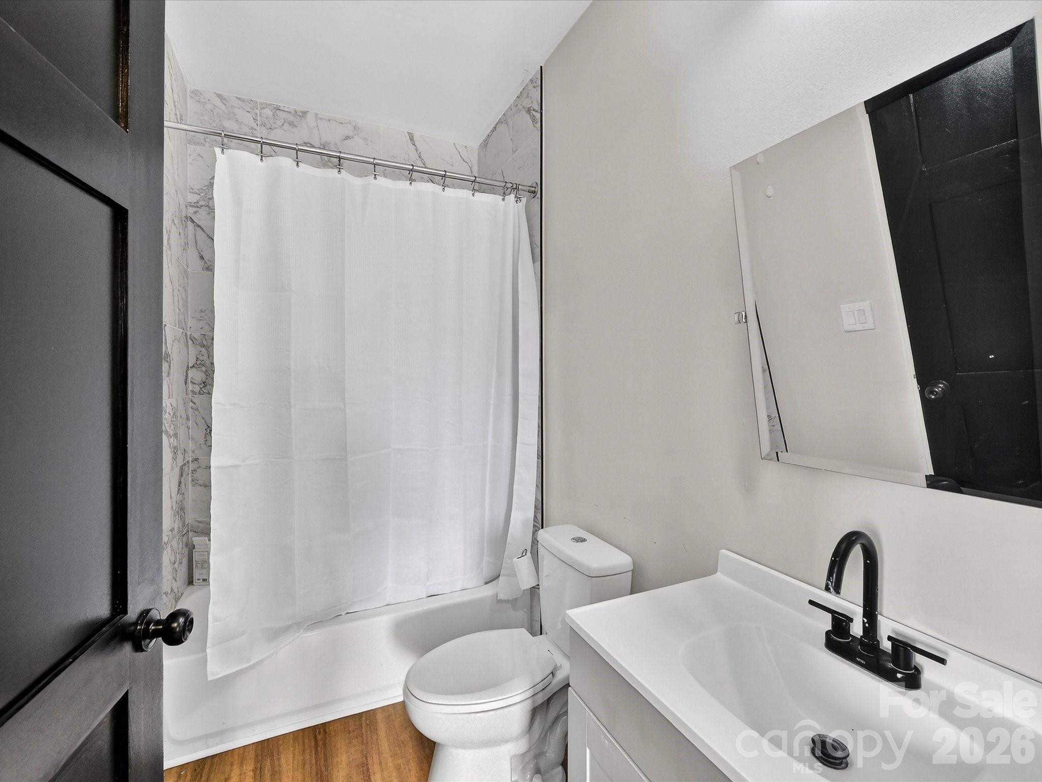 4987 Wildlife Lane — Sherrills Ford