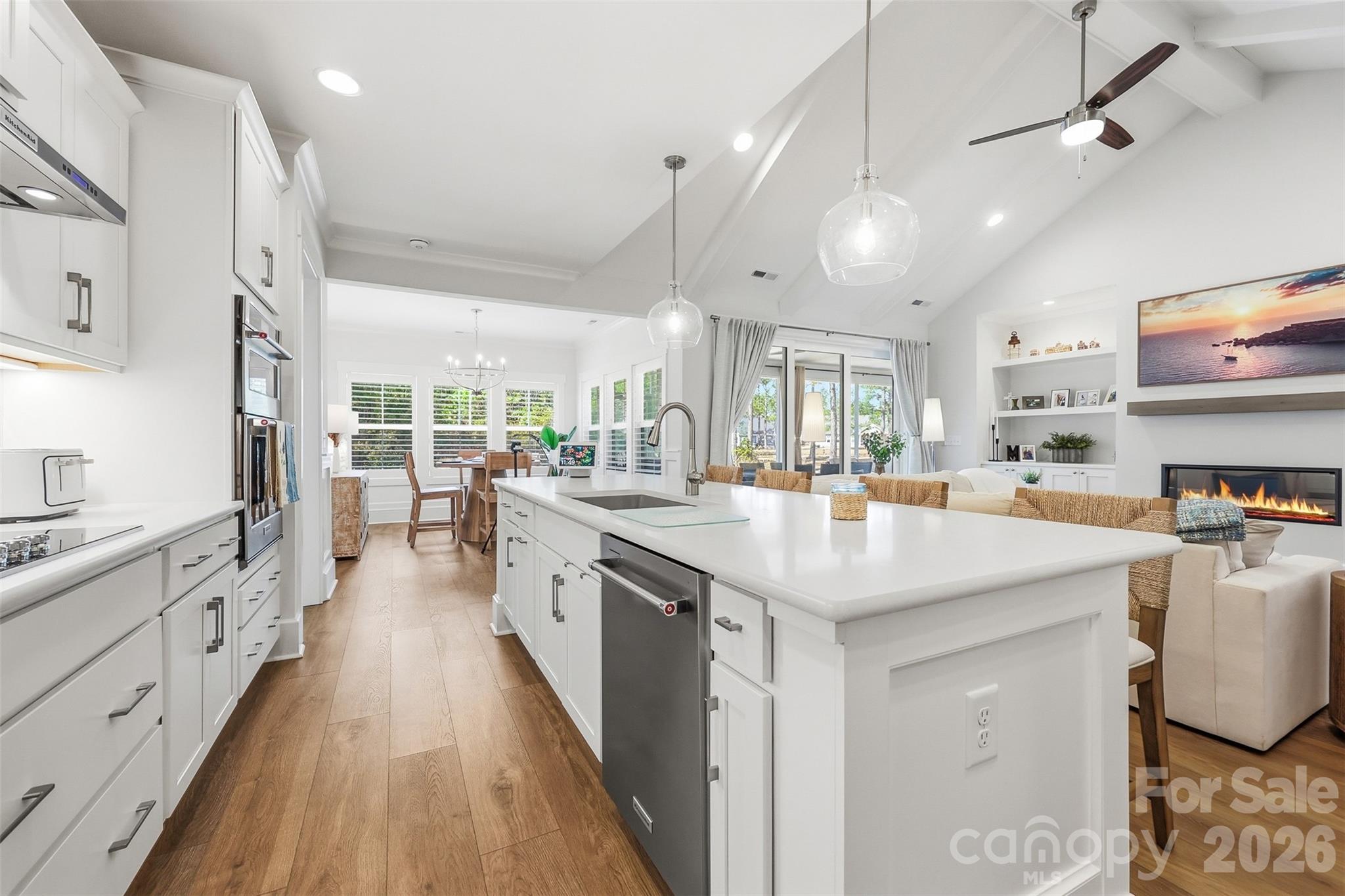 1064 SW Mayfair Way — Sunset Beach