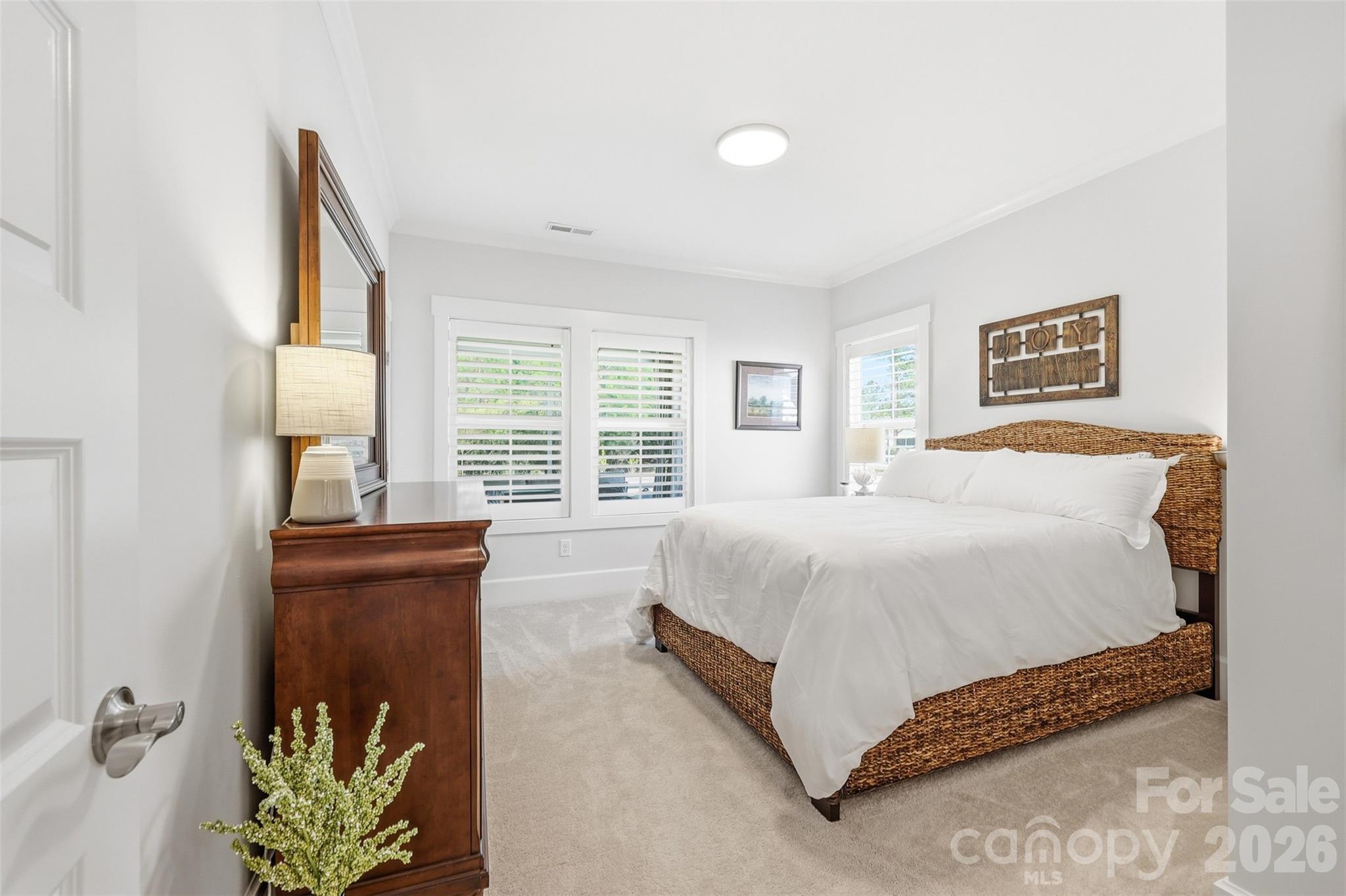 1064 SW Mayfair Way — Sunset Beach