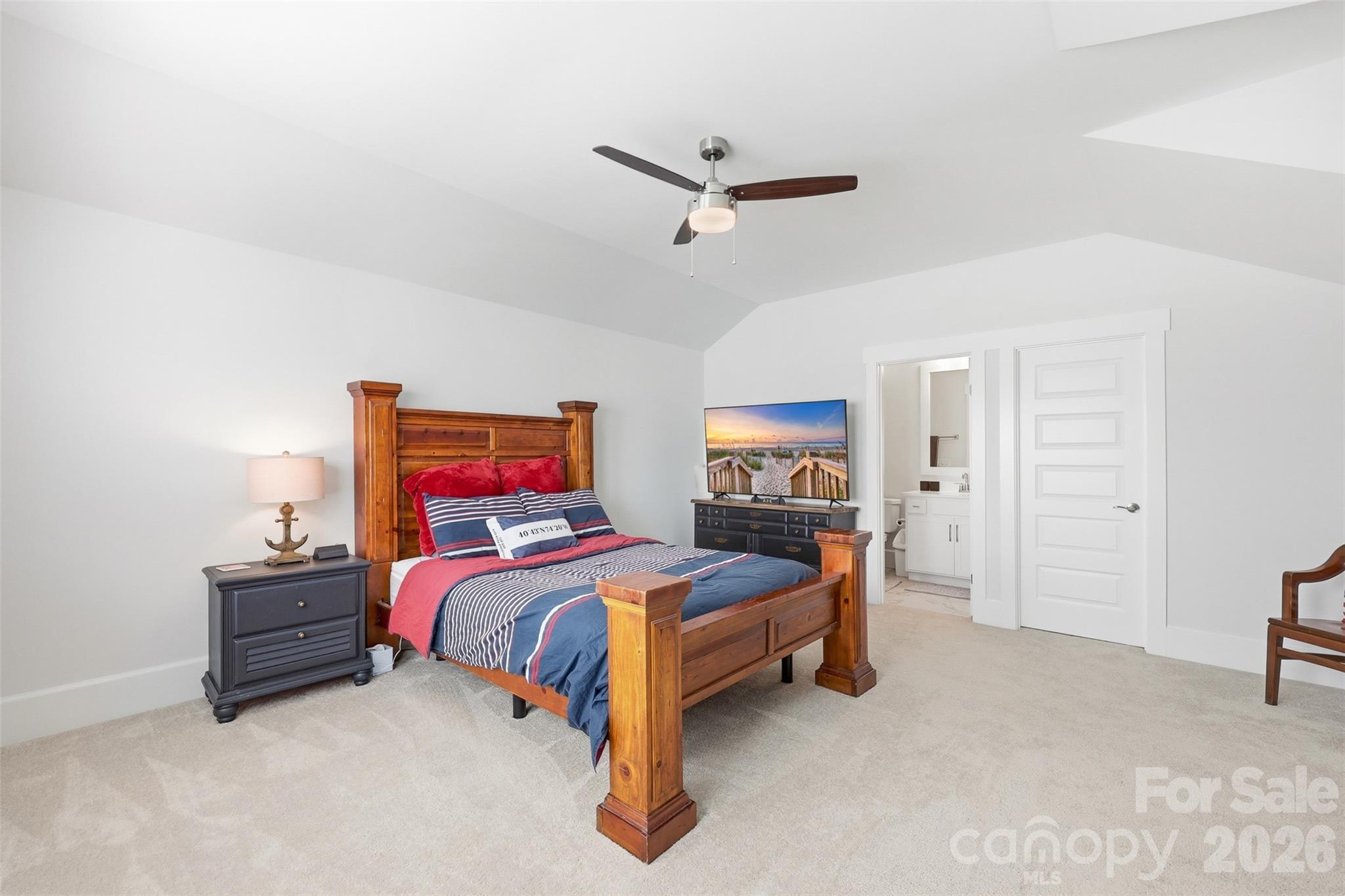1064 SW Mayfair Way — Sunset Beach