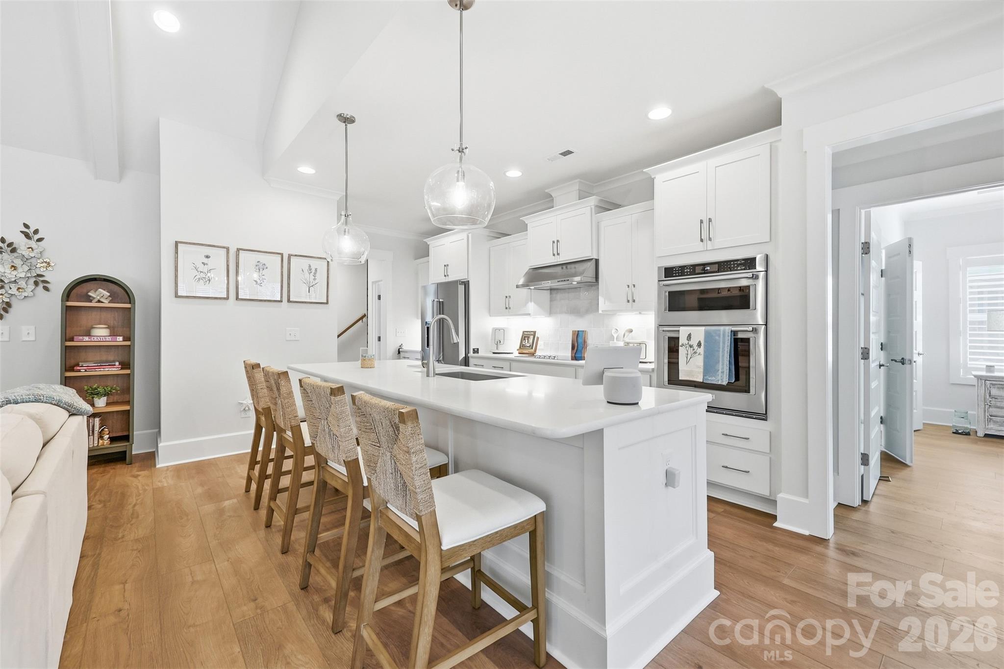 1064 SW Mayfair Way — Sunset Beach