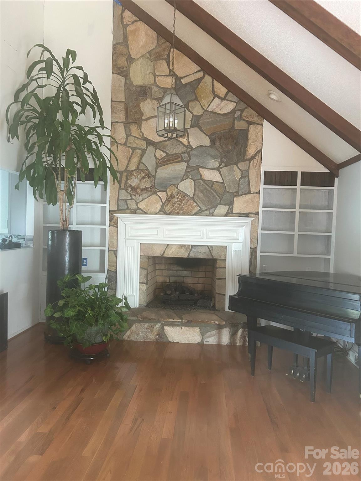 512 Forest Lane — Yadkinville