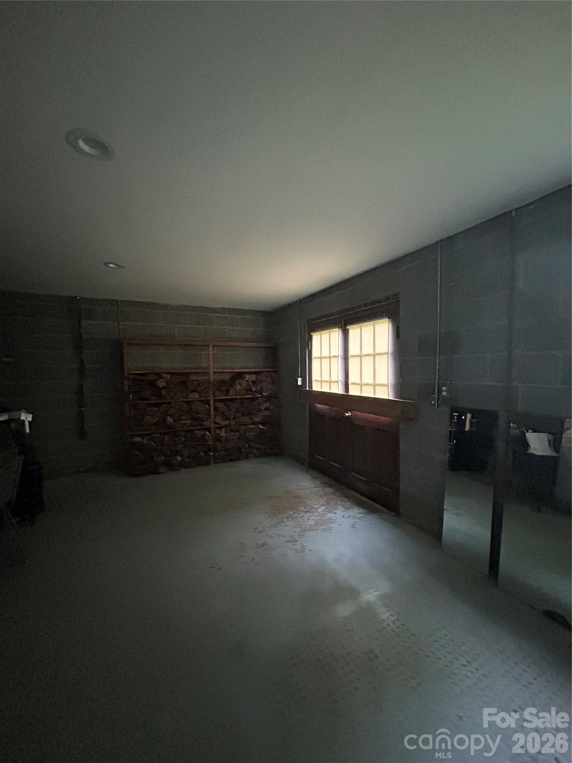 512 Forest Lane — Yadkinville