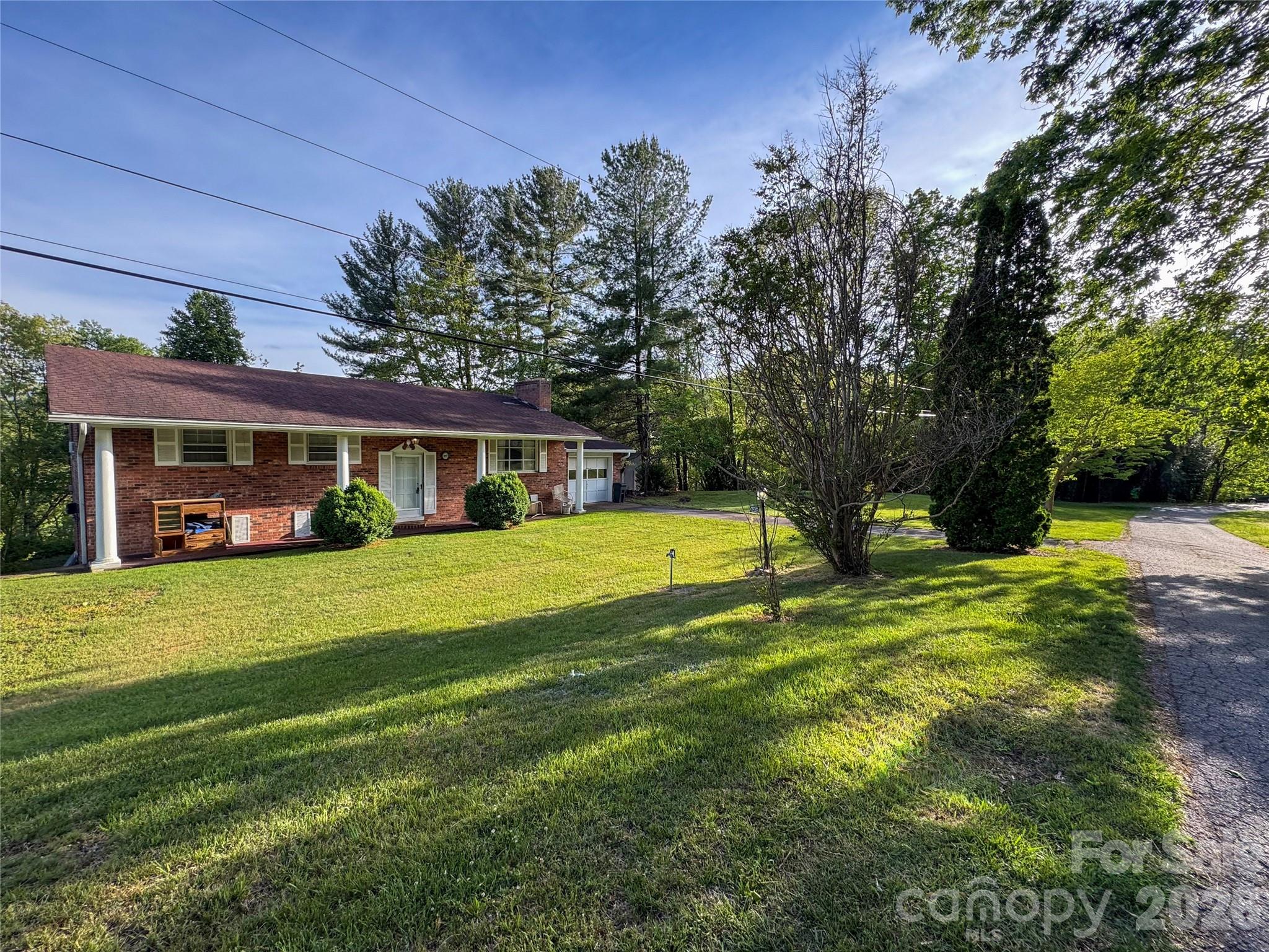 70 Winchester Drive — Waynesville