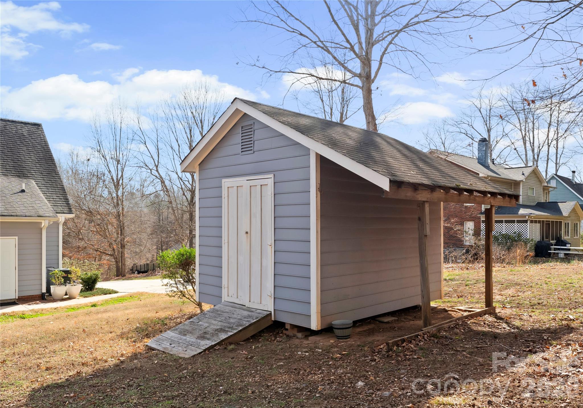 39 Bowen Drive — Belmont