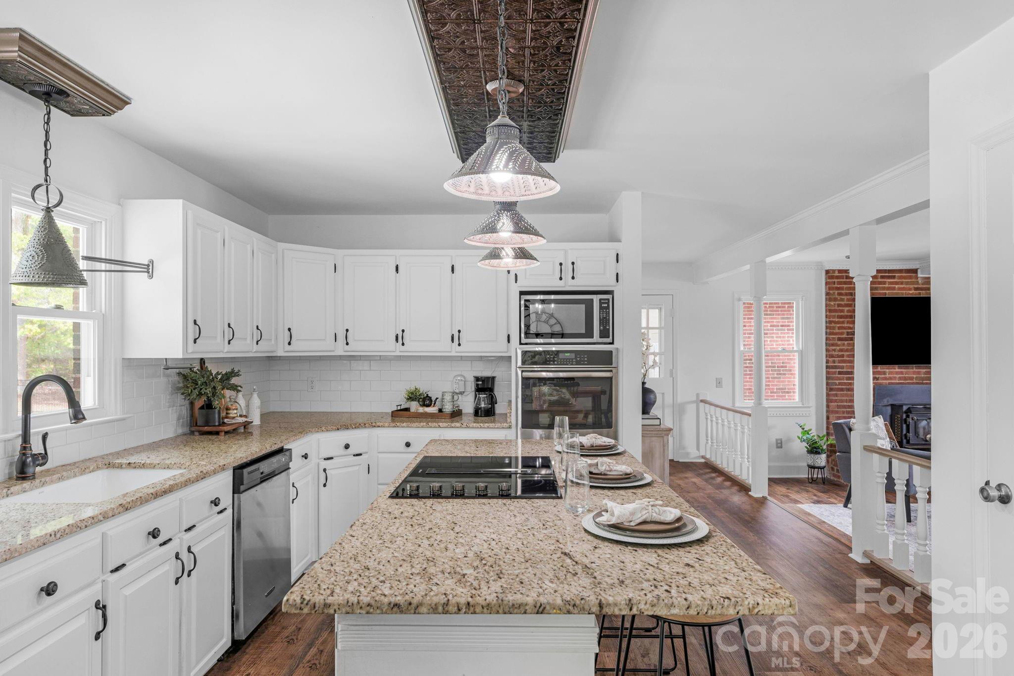 2505 Pleasant Grove Church Road — Marshville