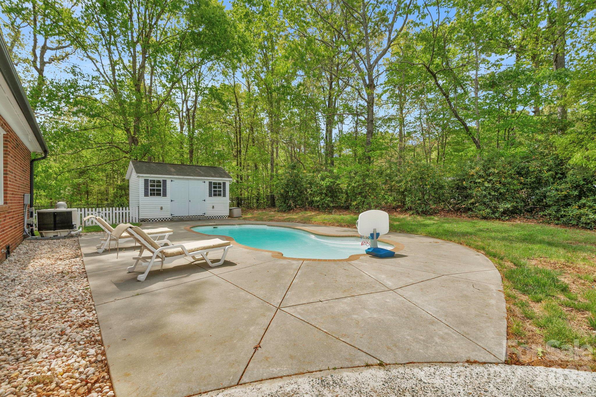 2505 Pleasant Grove Church Road — Marshville