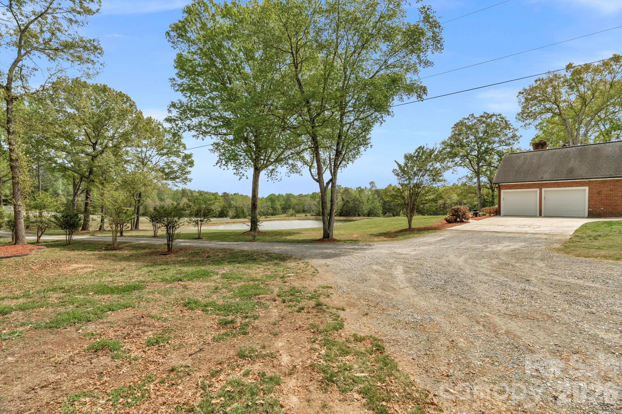 2505 Pleasant Grove Church Road — Marshville