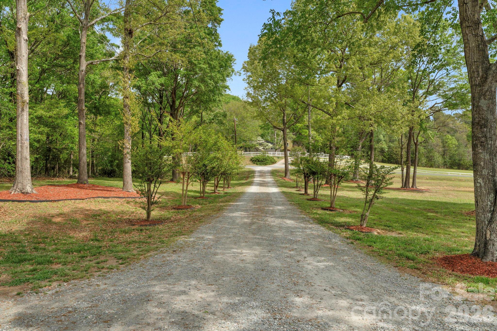 2505 Pleasant Grove Church Road — Marshville