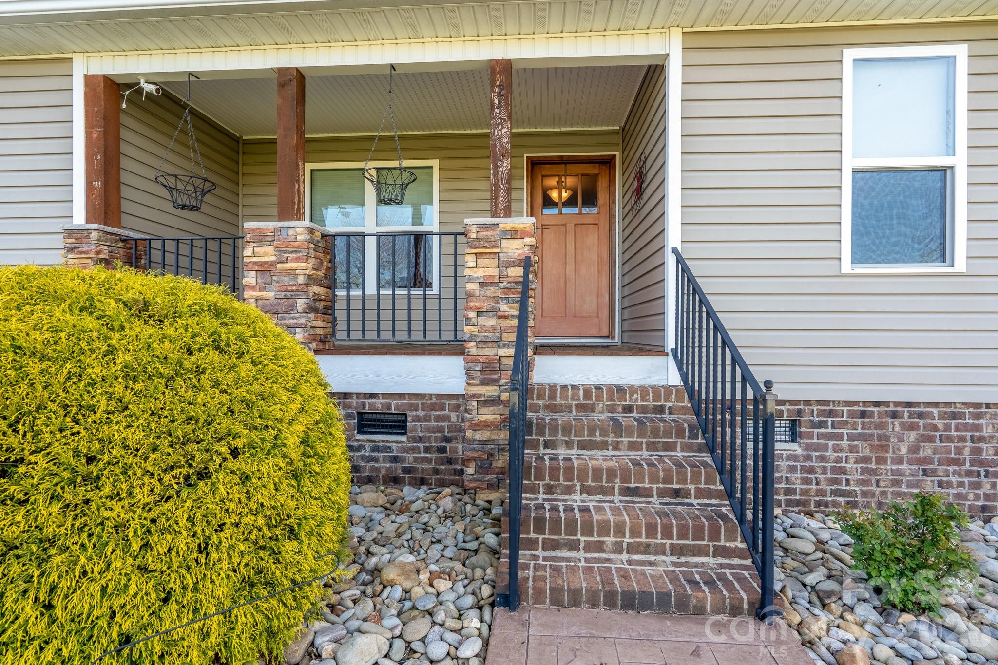24376 Endy Road — Albemarle