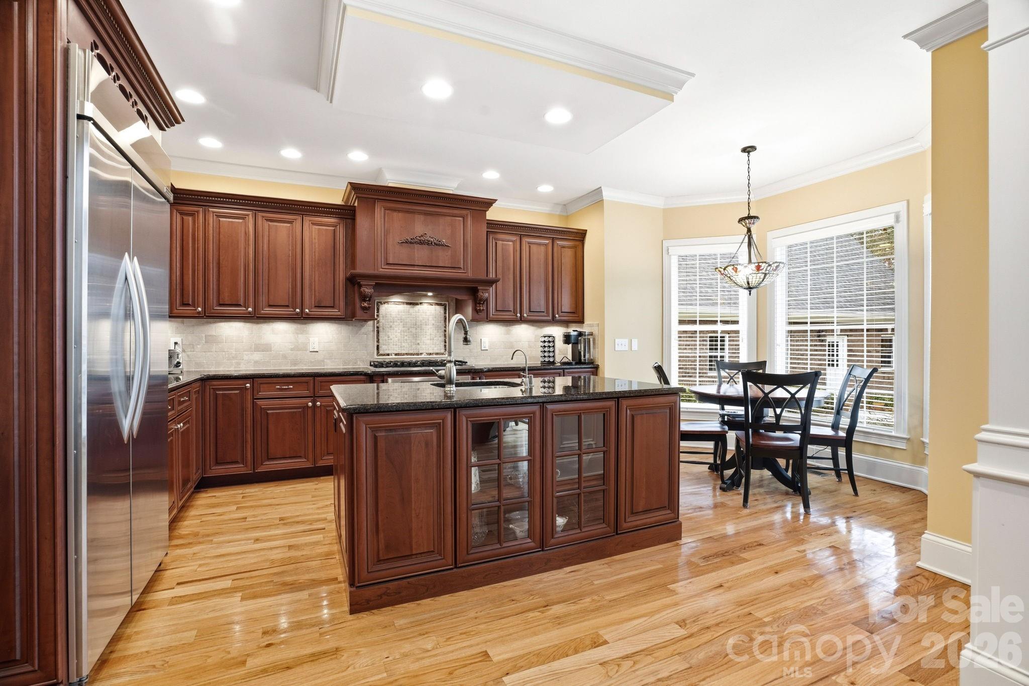 7282 James Court — Denver