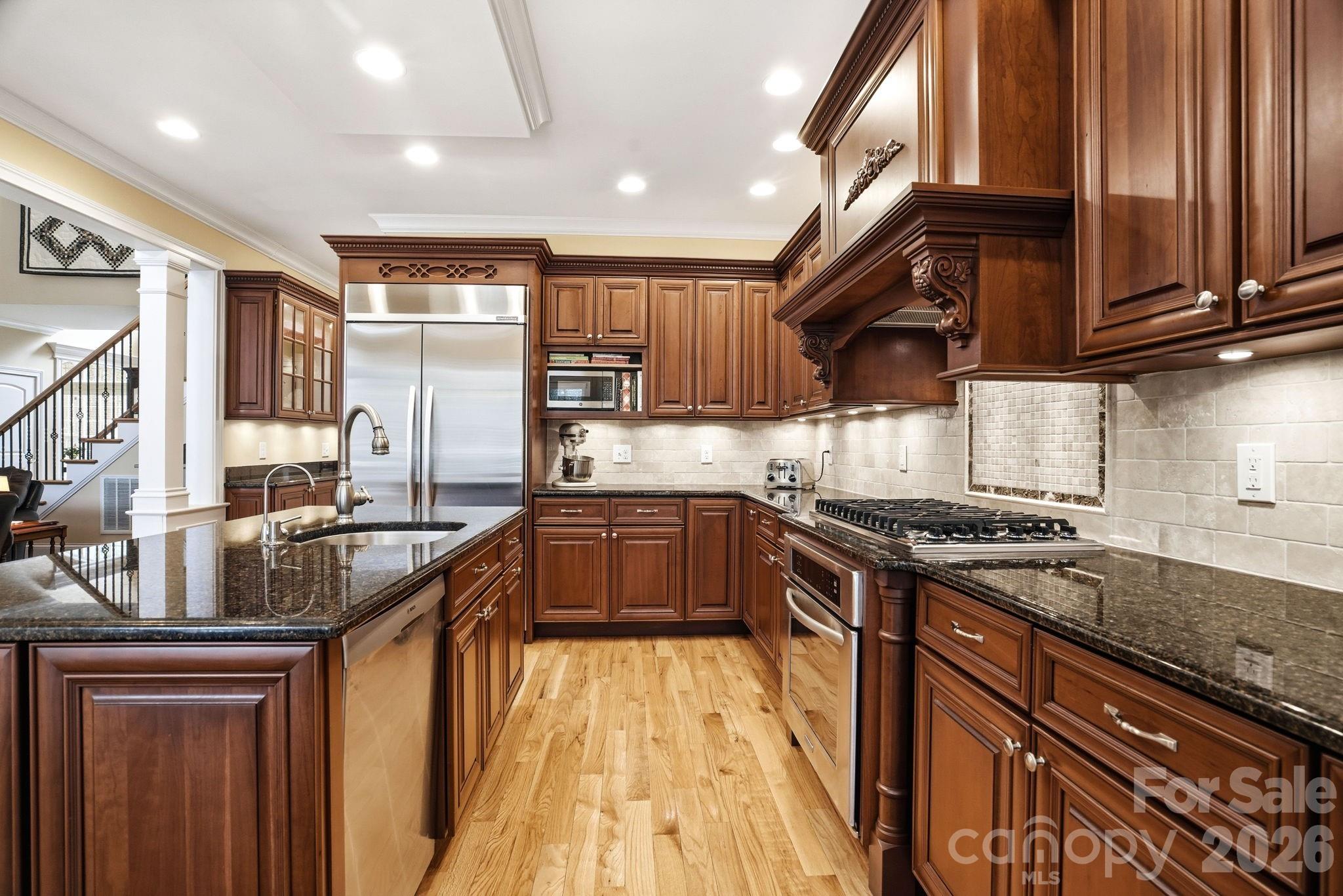 7282 James Court — Denver