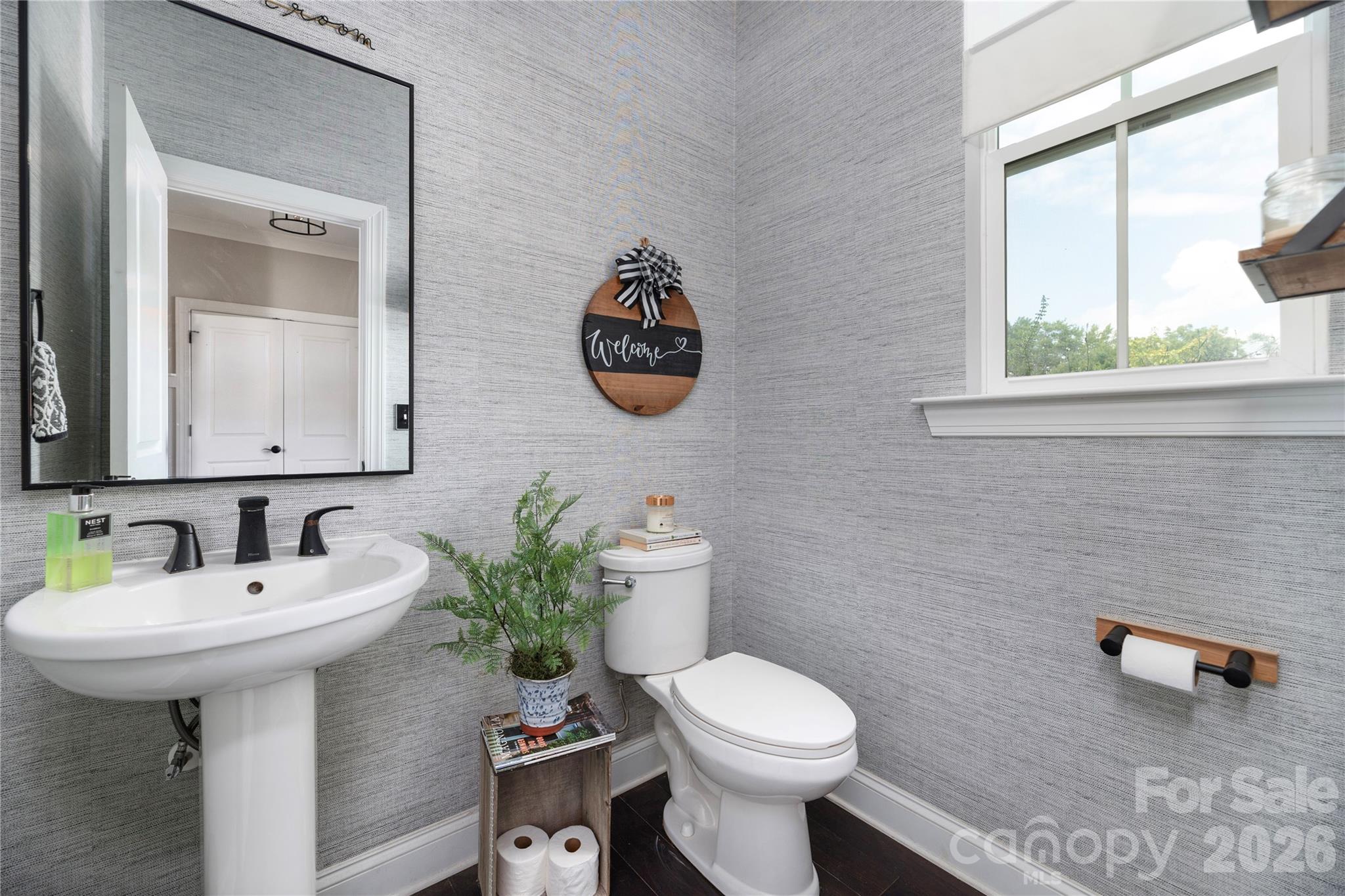 123 Country Lake Drive — Mooresville