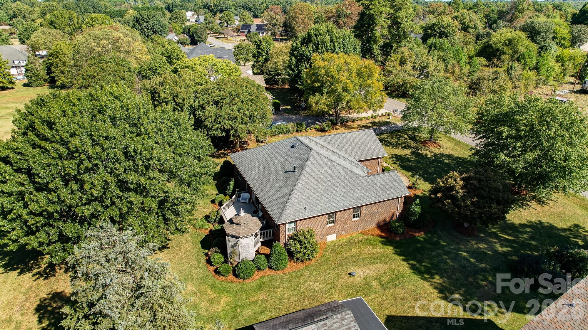 246 Canvasback Road — Mooresville