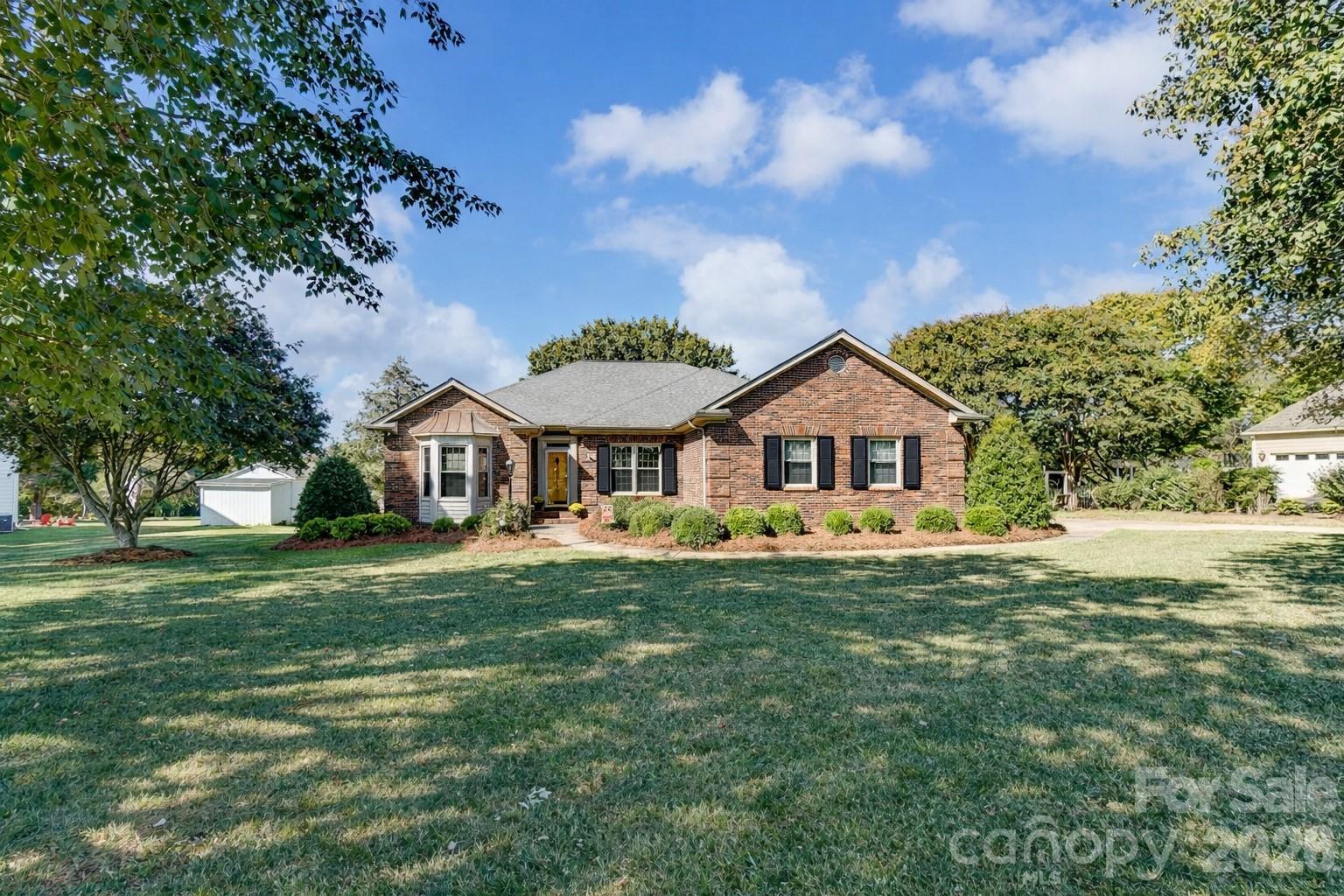 246 Canvasback Road — Mooresville