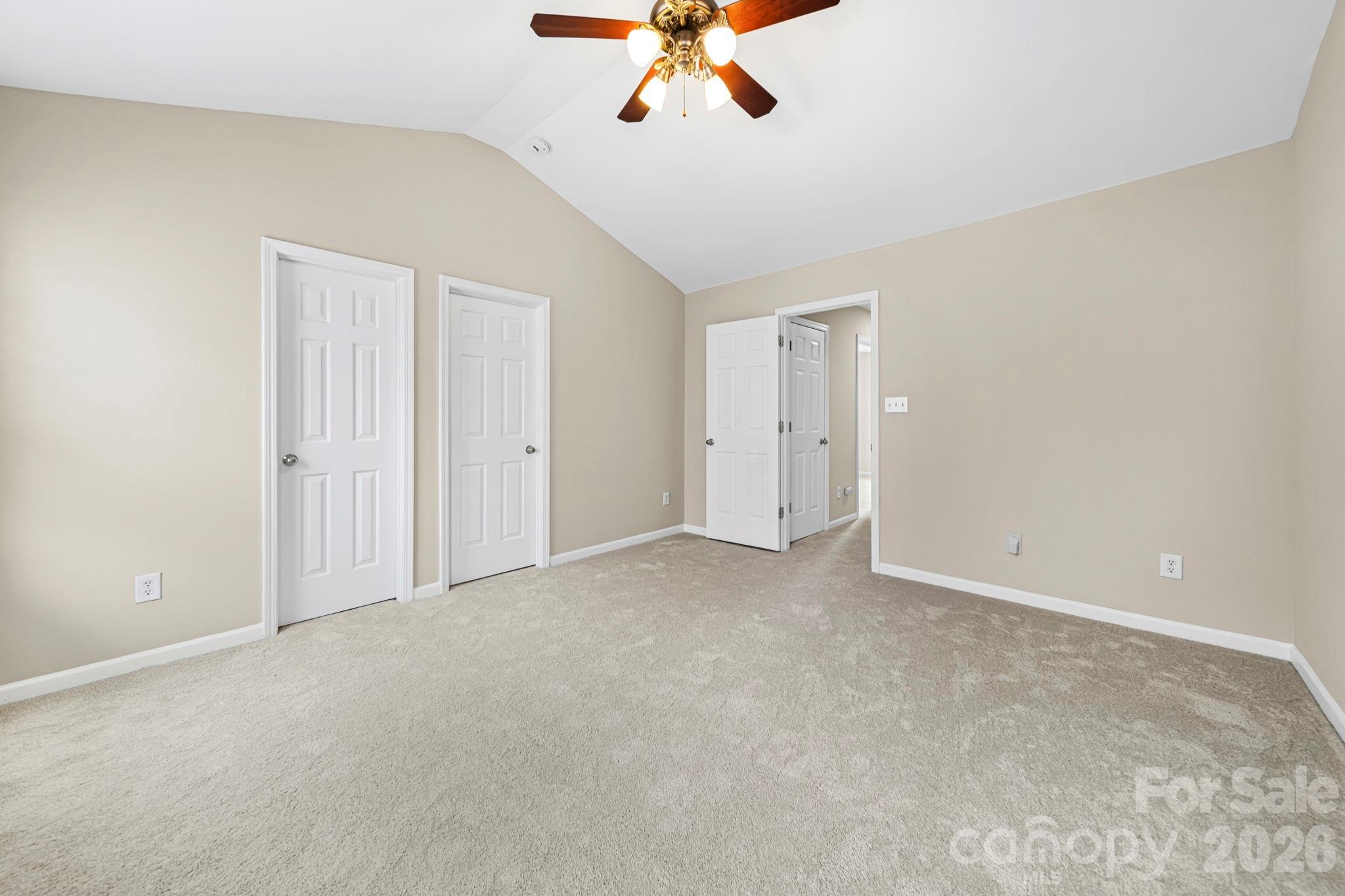 12429 Stratfield Place Circle — Pineville
