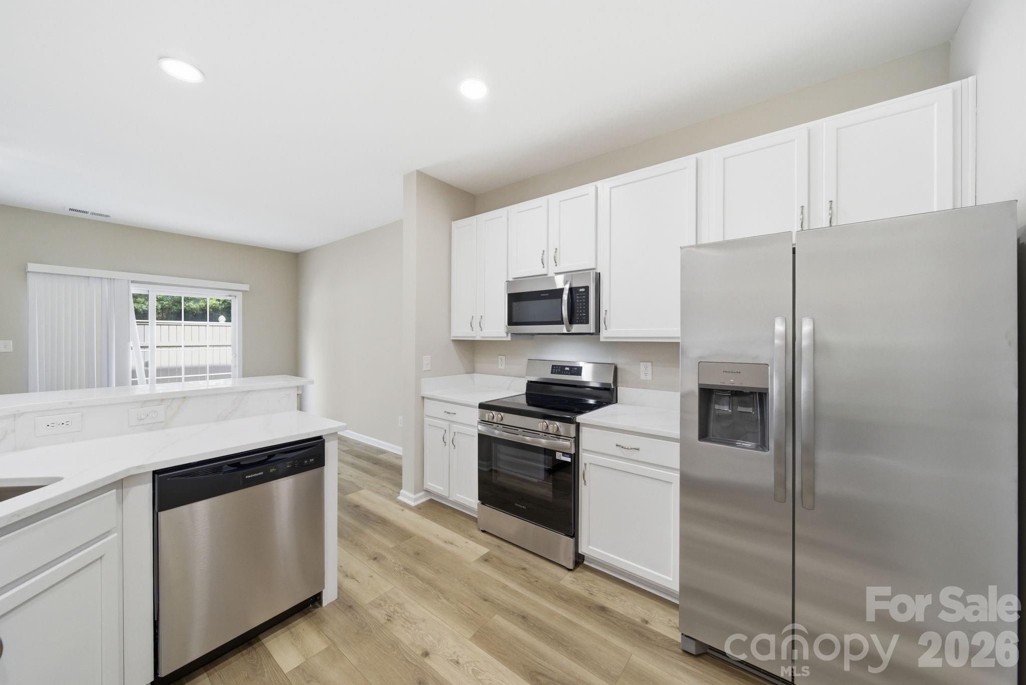 12429 Stratfield Place Circle — Pineville