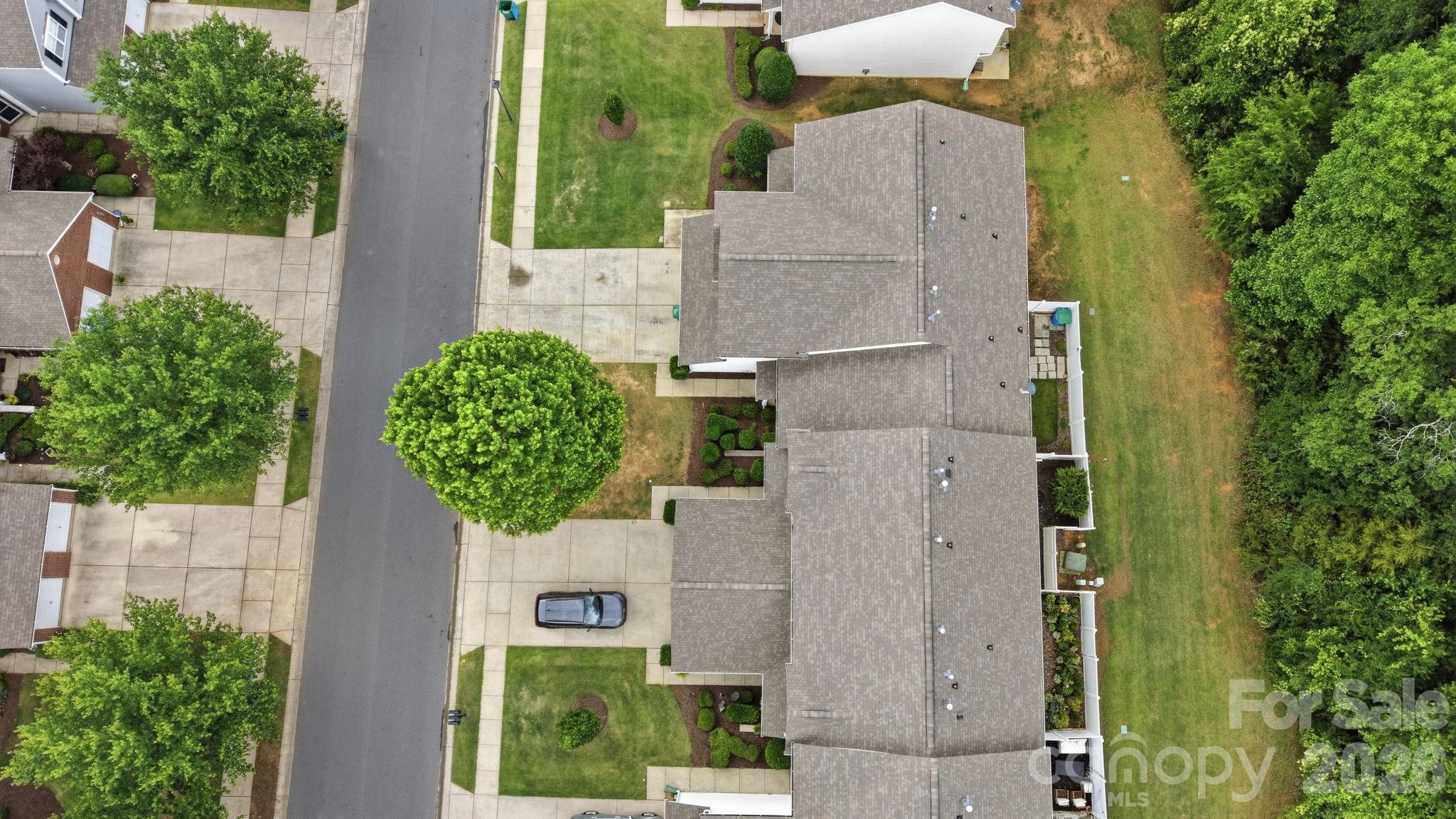 12429 Stratfield Place Circle — Pineville