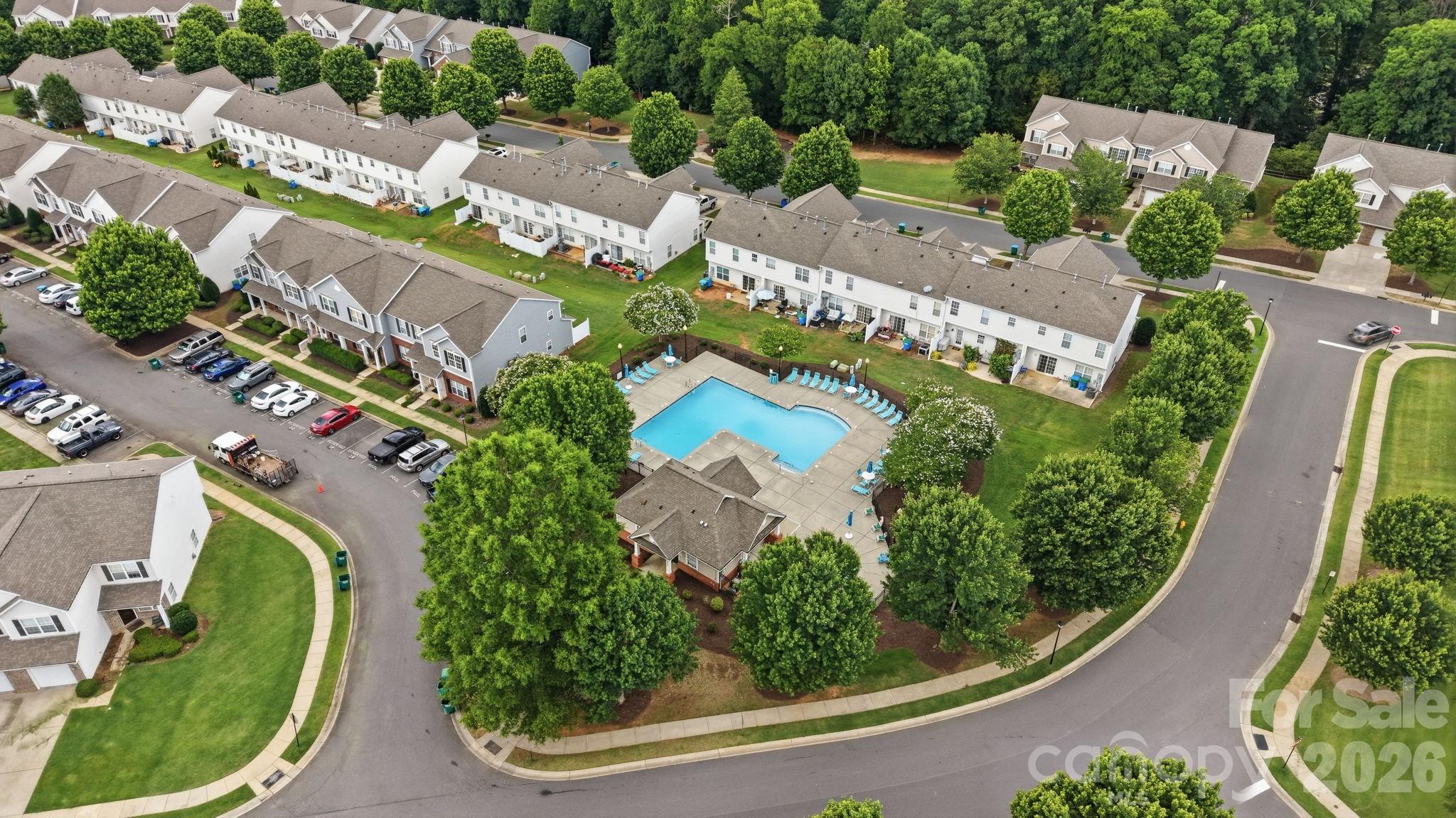 12429 Stratfield Place Circle — Pineville
