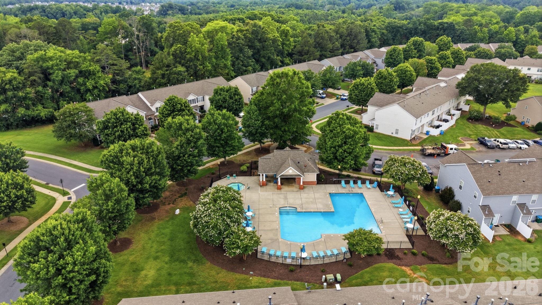 12429 Stratfield Place Circle — Pineville