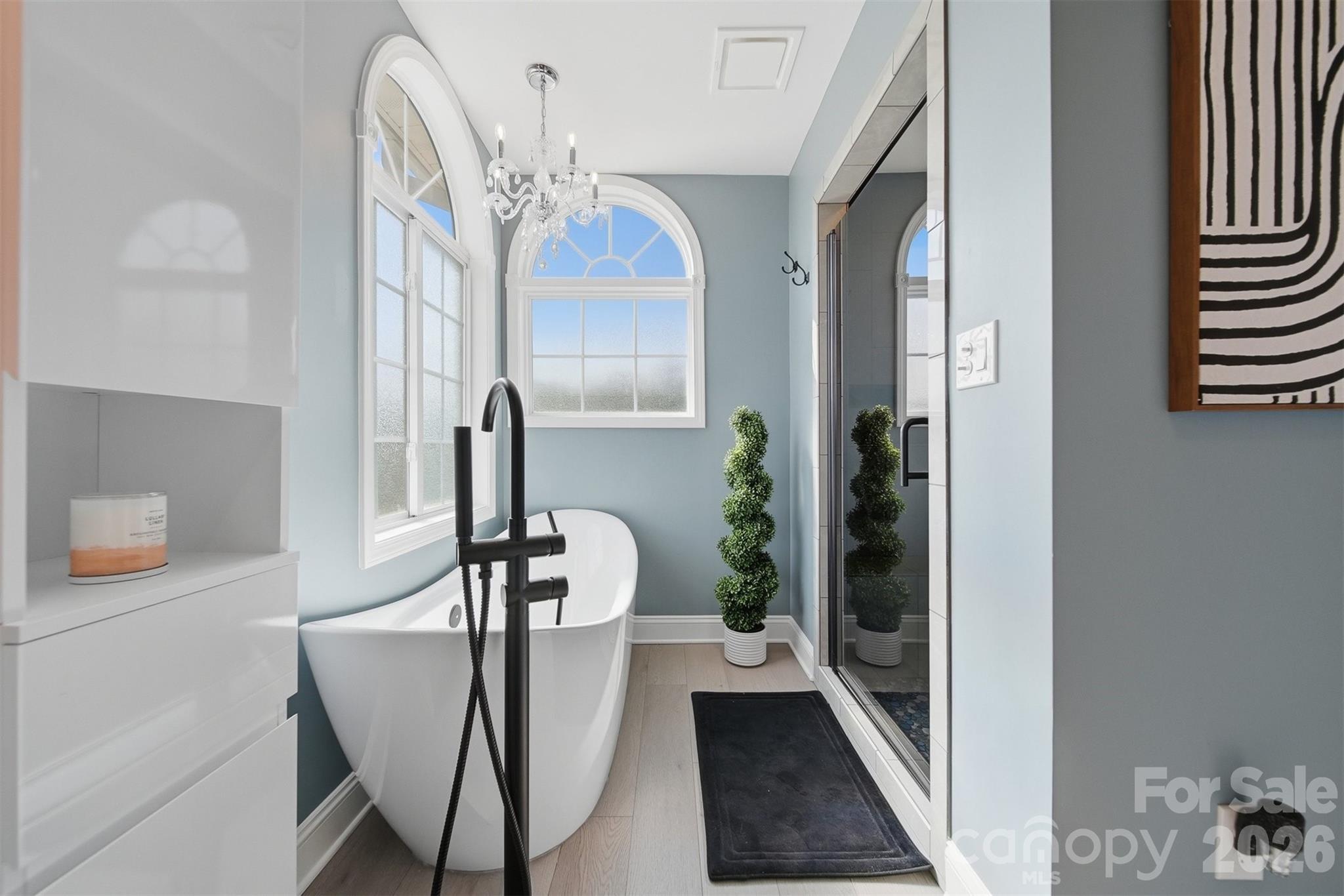 1360 Sweetbriar Lane — Hickory