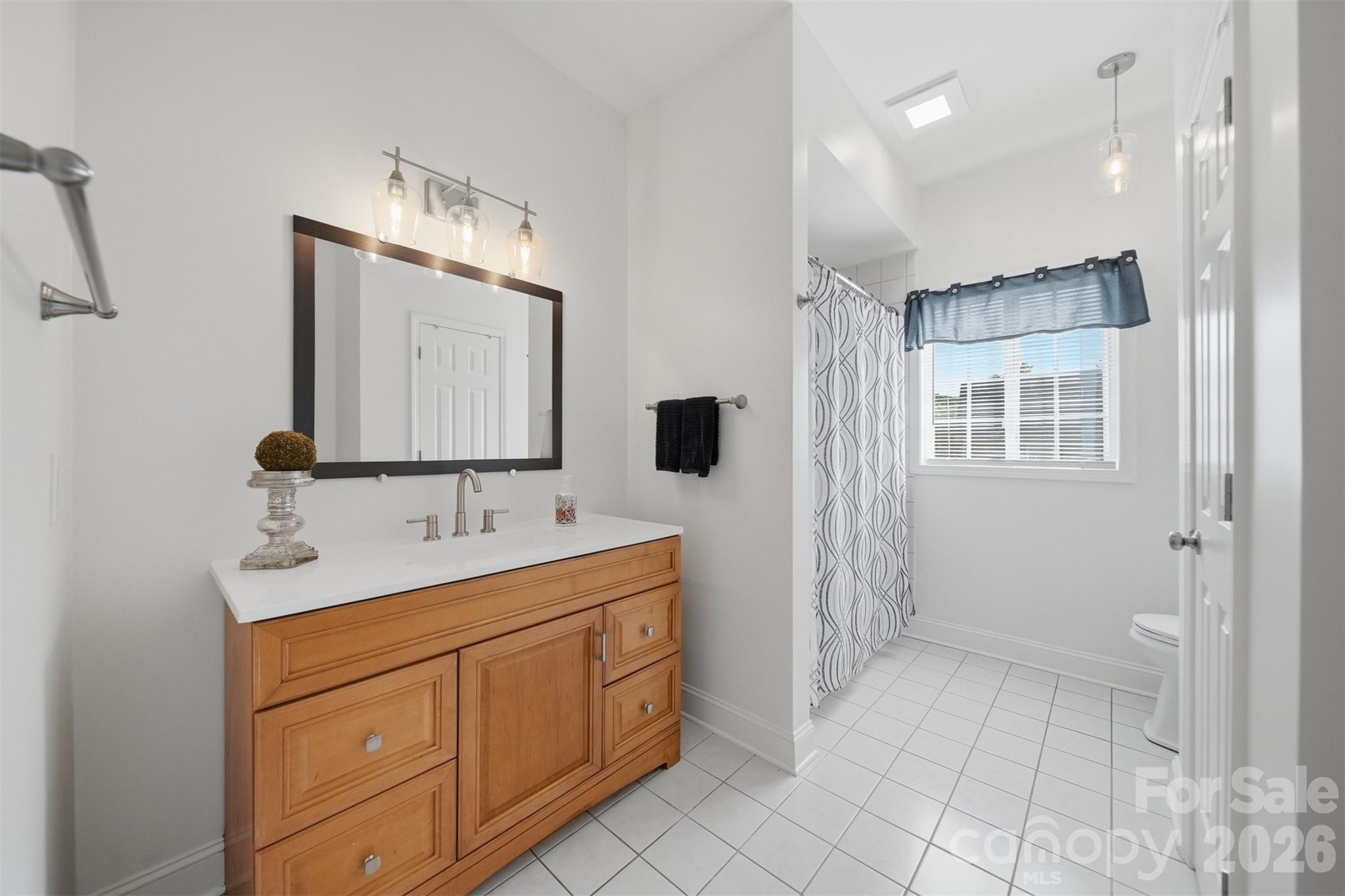 1360 Sweetbriar Lane — Hickory