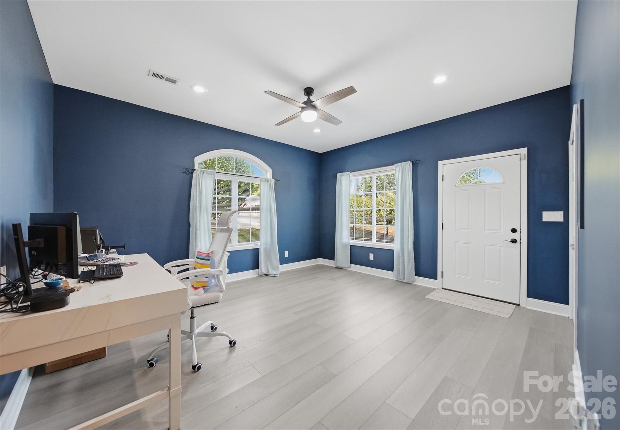 1360 Sweetbriar Lane — Hickory