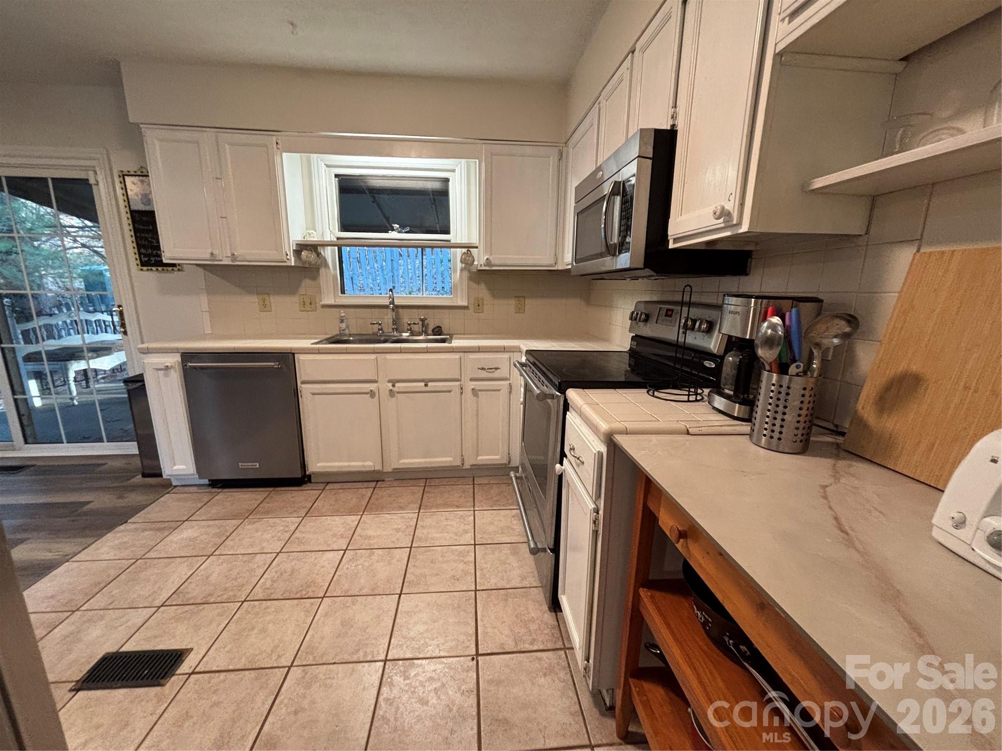 164 Bartlett Street — Asheville