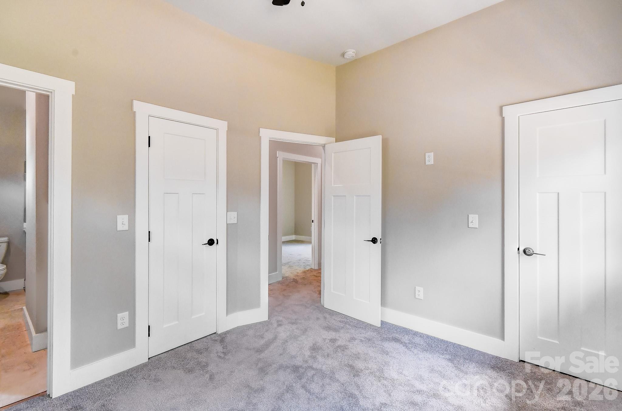 127 Northbend Drive — Asheville