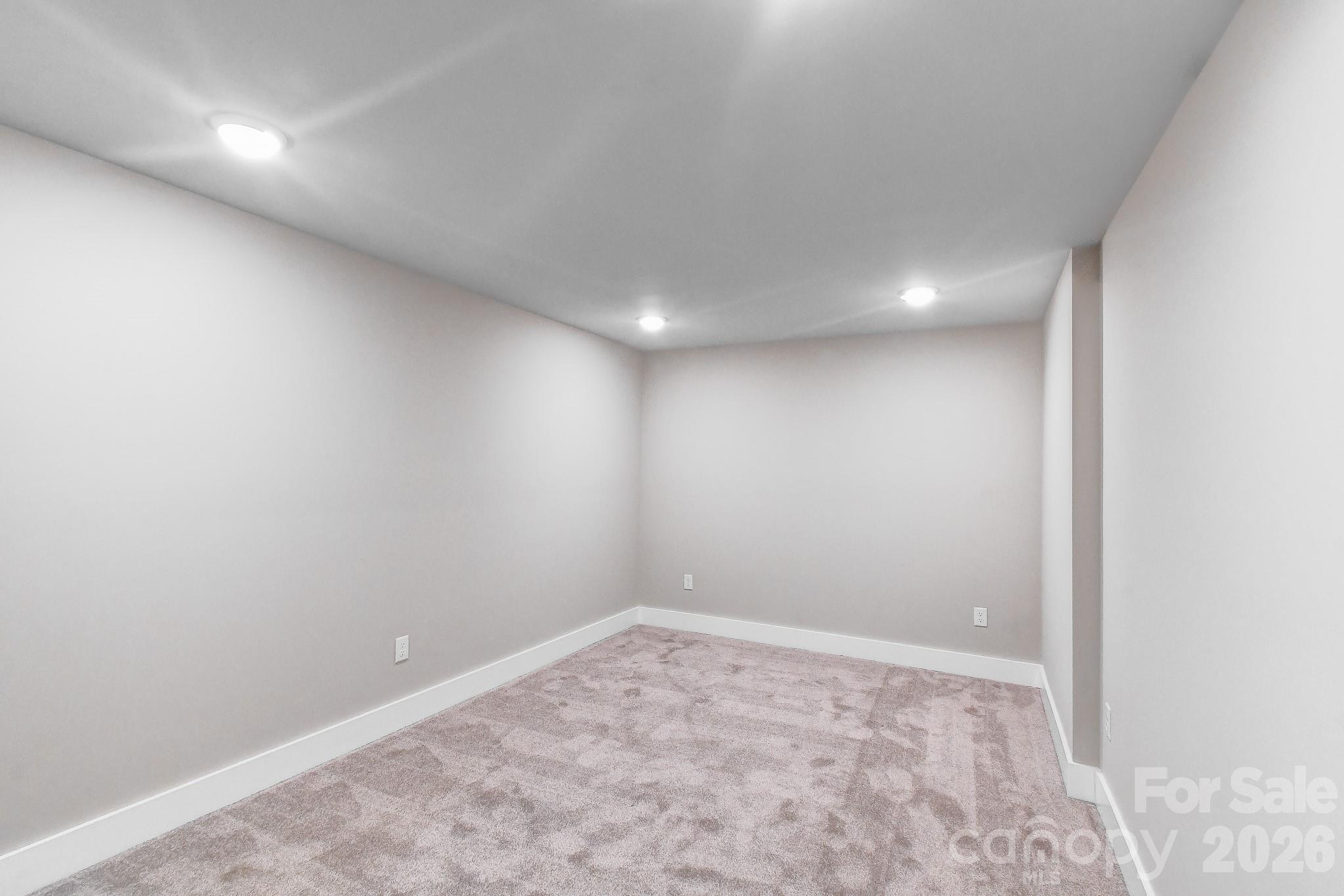 127 Northbend Drive — Asheville