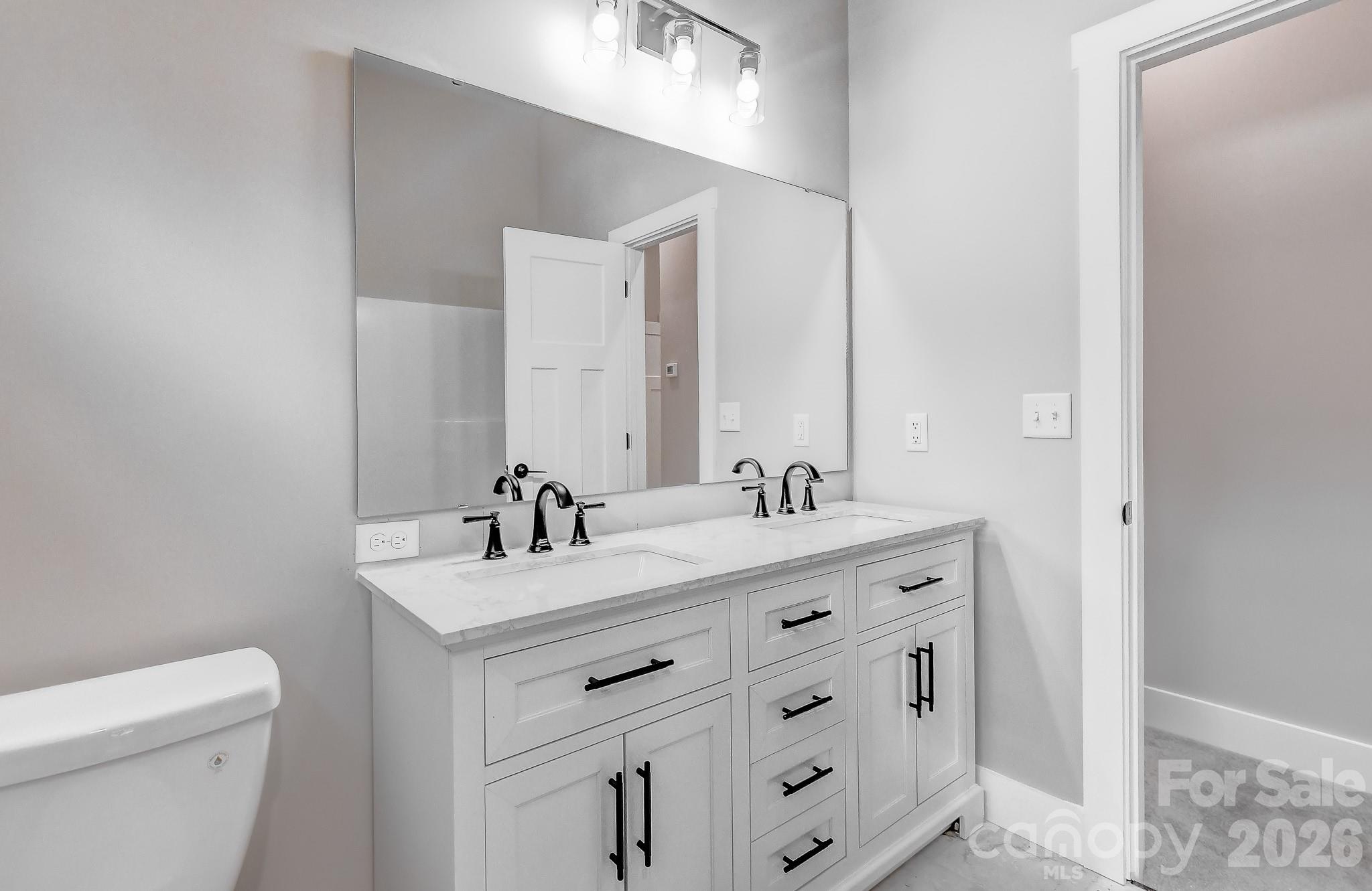 127 Northbend Drive — Asheville